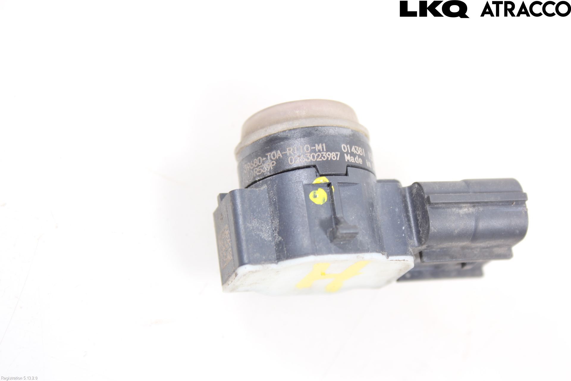 Honda CR-V 13-18 Parkeringshjälp Frontsensor