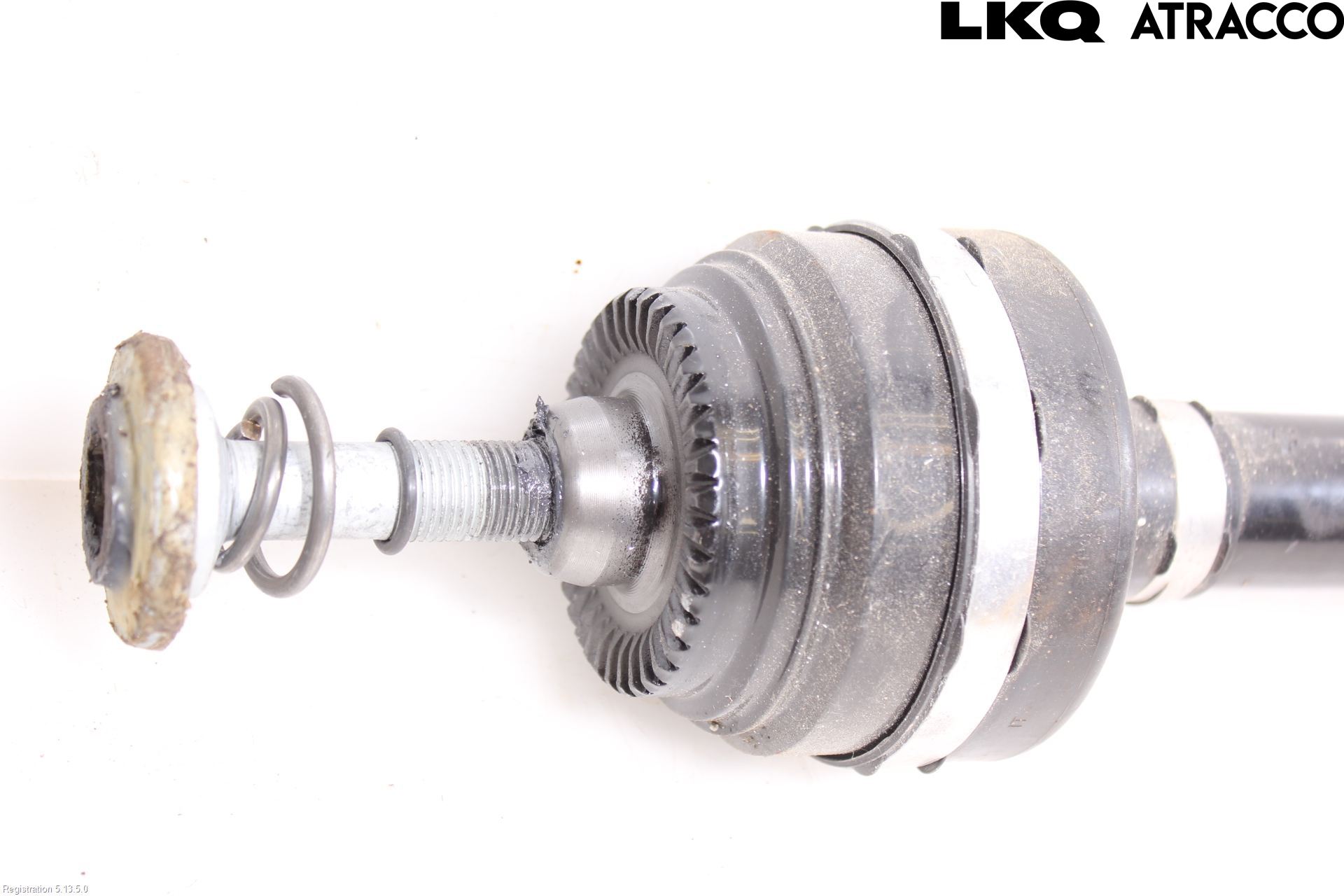 BMW 5 G30/G31/F90 17-23 Drivaxel Bak Vänster