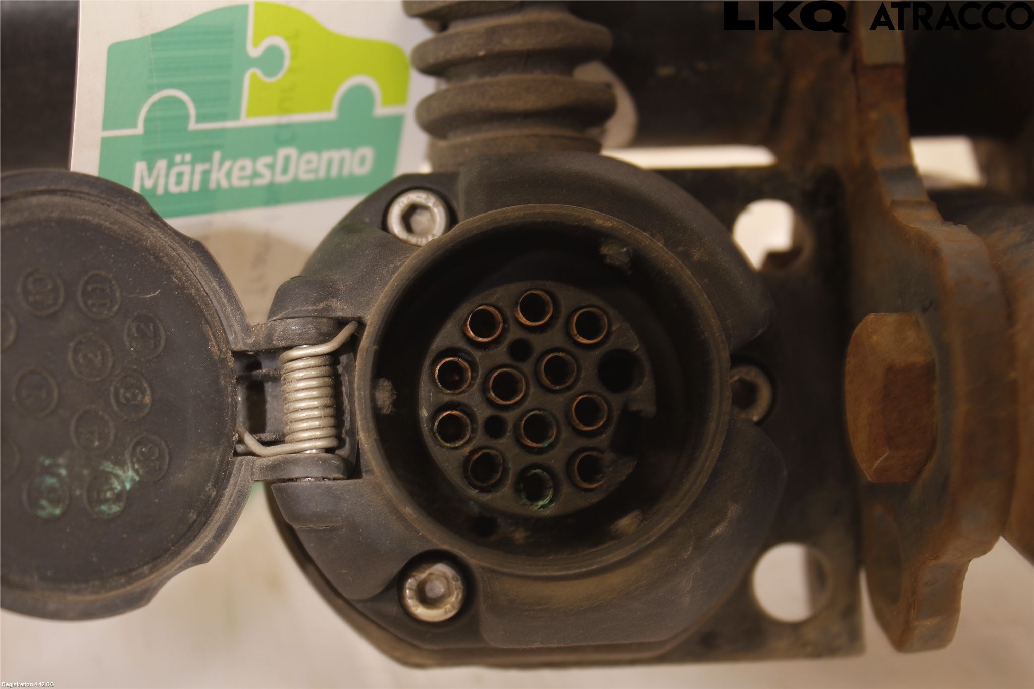 Ford TRANSIT/TOURNEO COURIER 13-23 Dragkrok