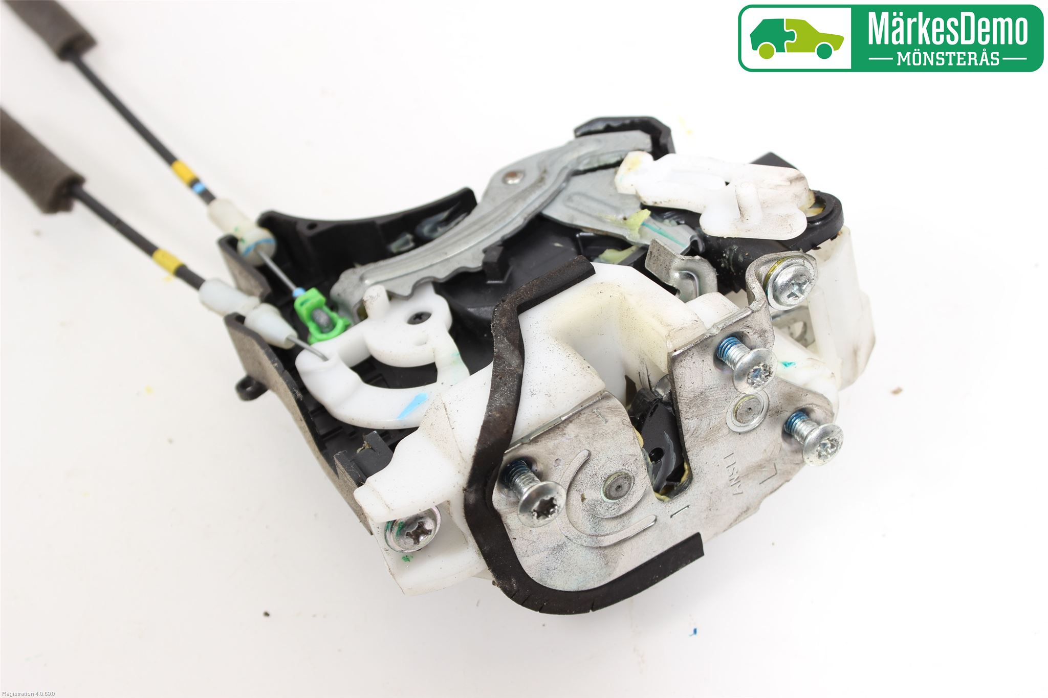 Mitsubishi L200 06-15 Låskista-Dörrlås