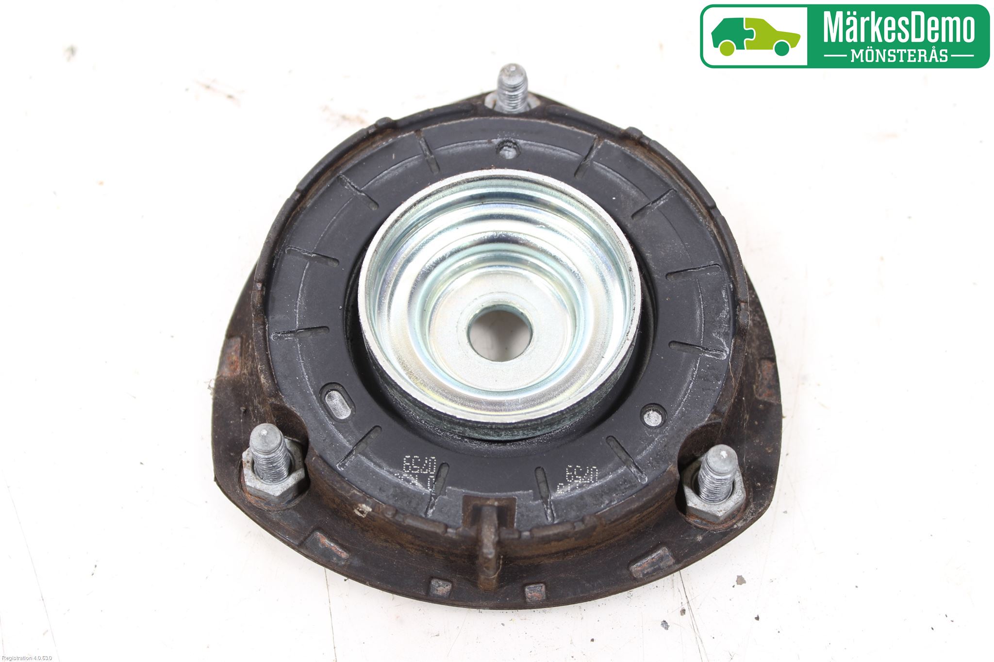 Volkswagen VW GOLF / E-GOLF VII 13-20 Fjäderbenslager Fram