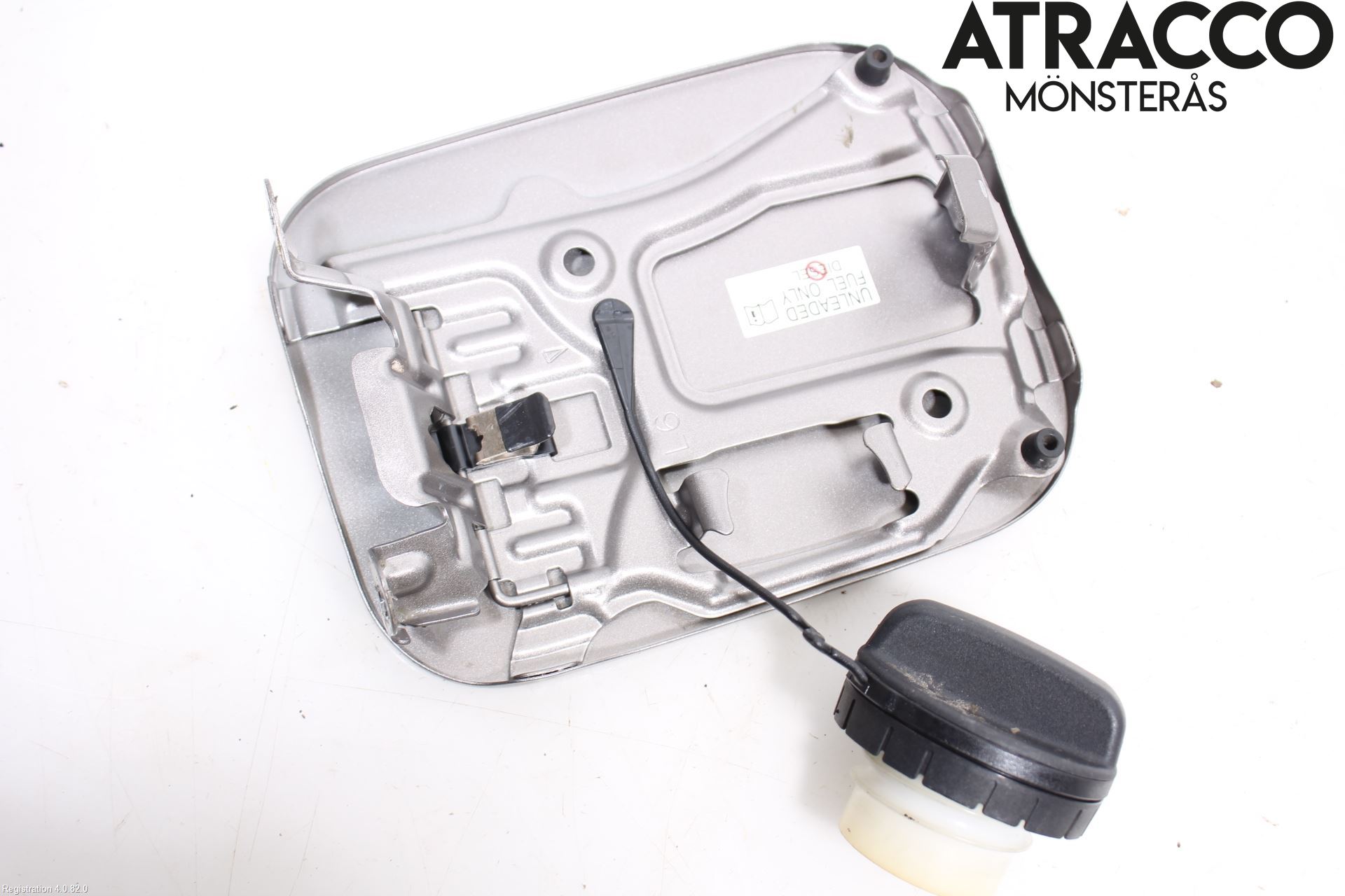 Toyota AVENSIS 09-15 Tanklucka