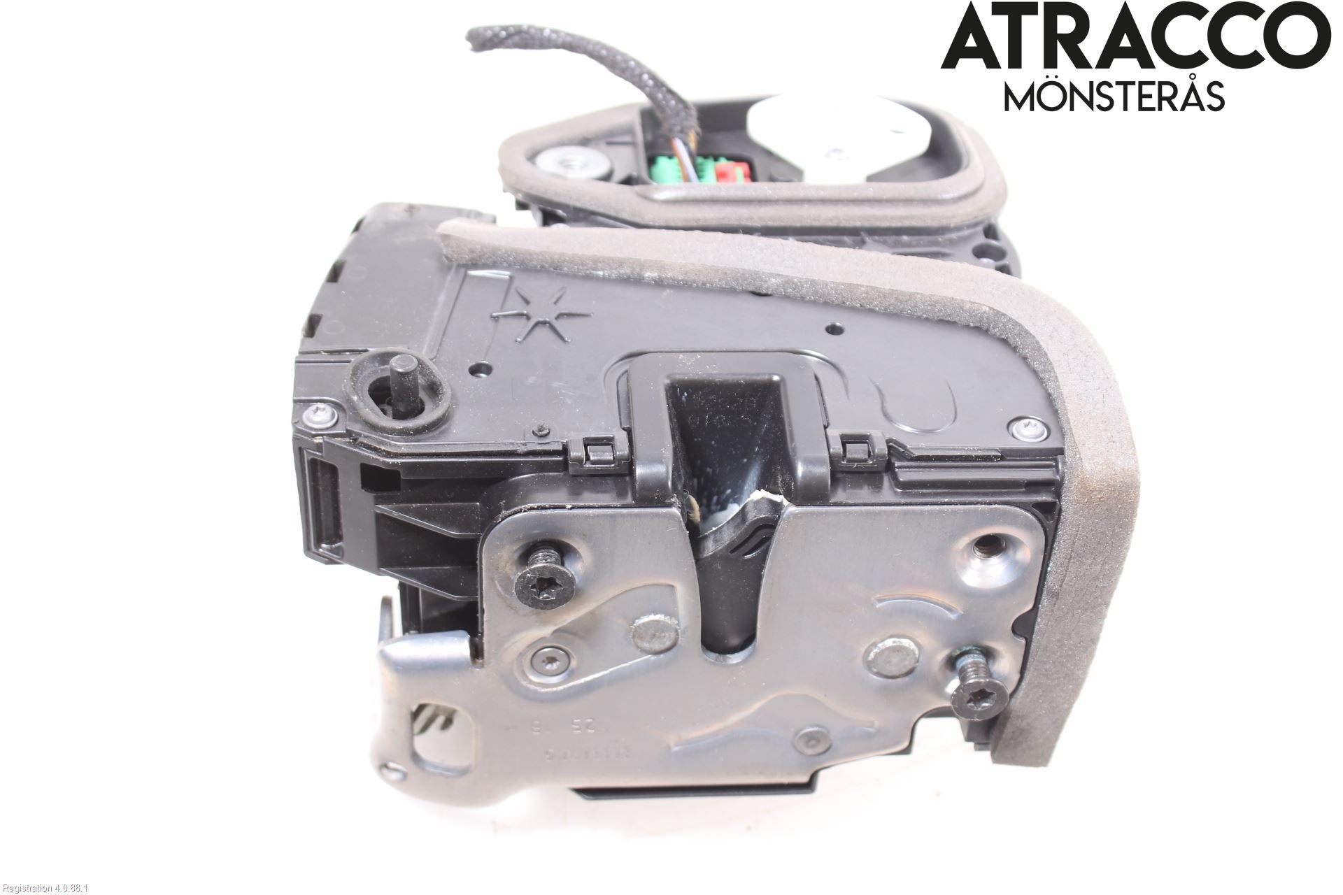 Opel INSIGNIA 17- Låskista-Dörrlås