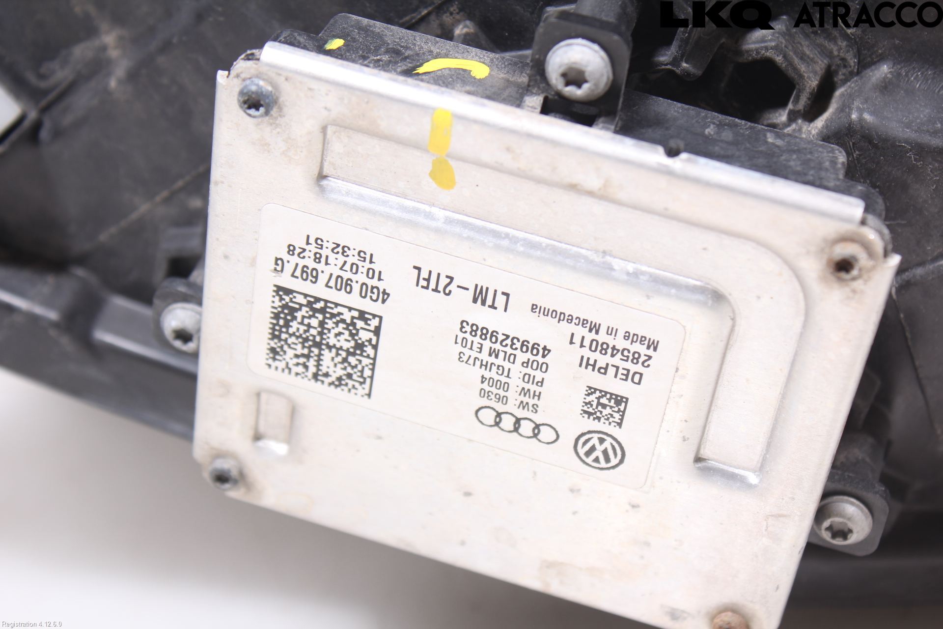 Volkswagen VW CADDY 16-20 Strålkastare Höger