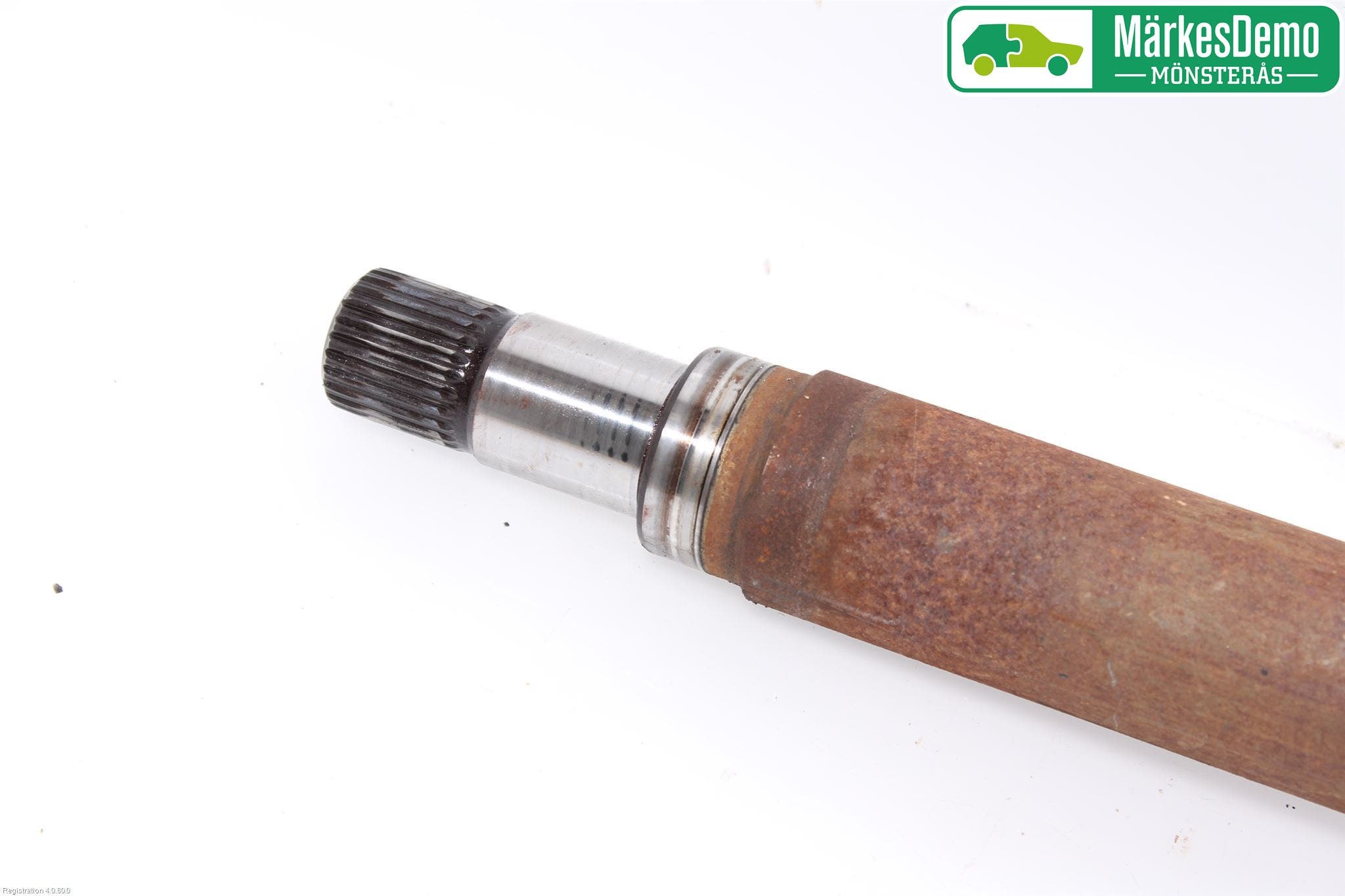 Volvo V60 11-13 Drivaxel Fram Höger