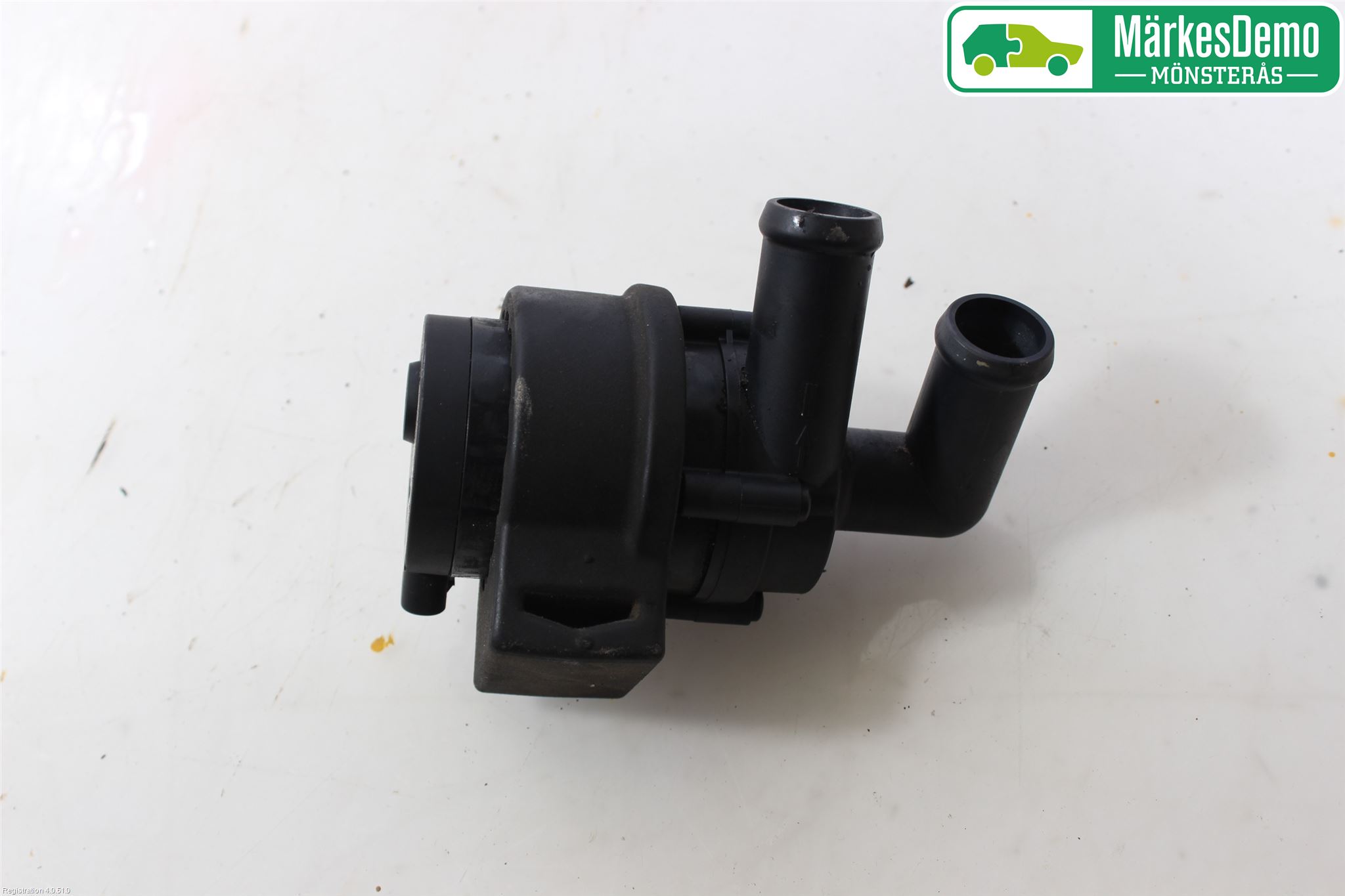 Volkswagen VW GOLF VI 09-13 Värme Cirkulationspump