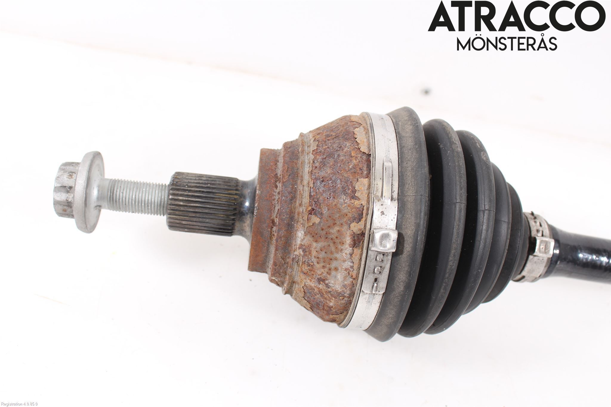 Skoda KAROQ 18- Drivaxel Fram Vänster