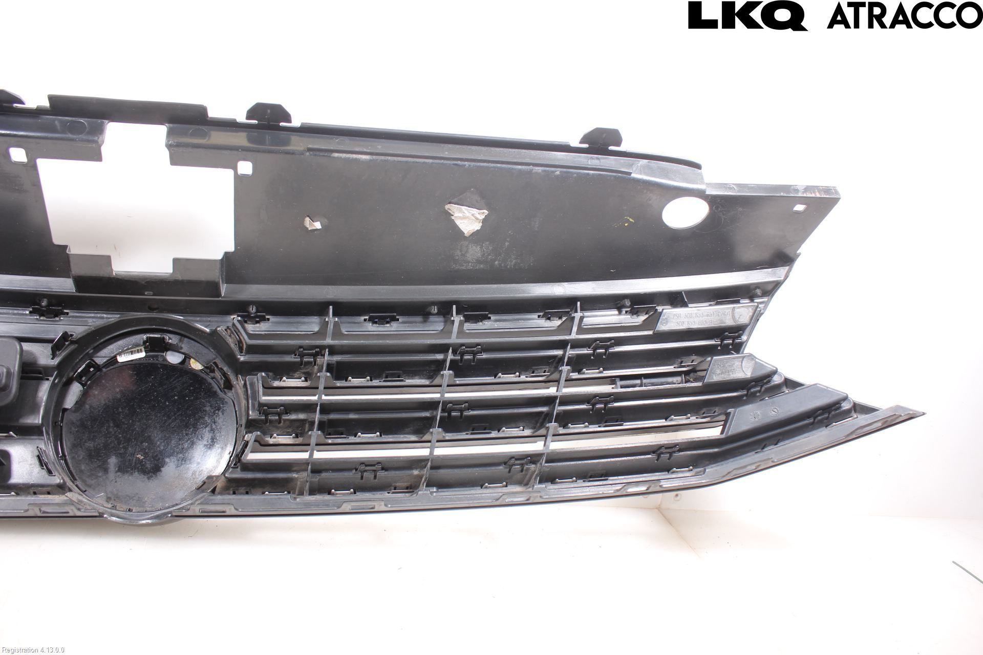 Volkswagen VW PASSAT 15-19 Grill Komp