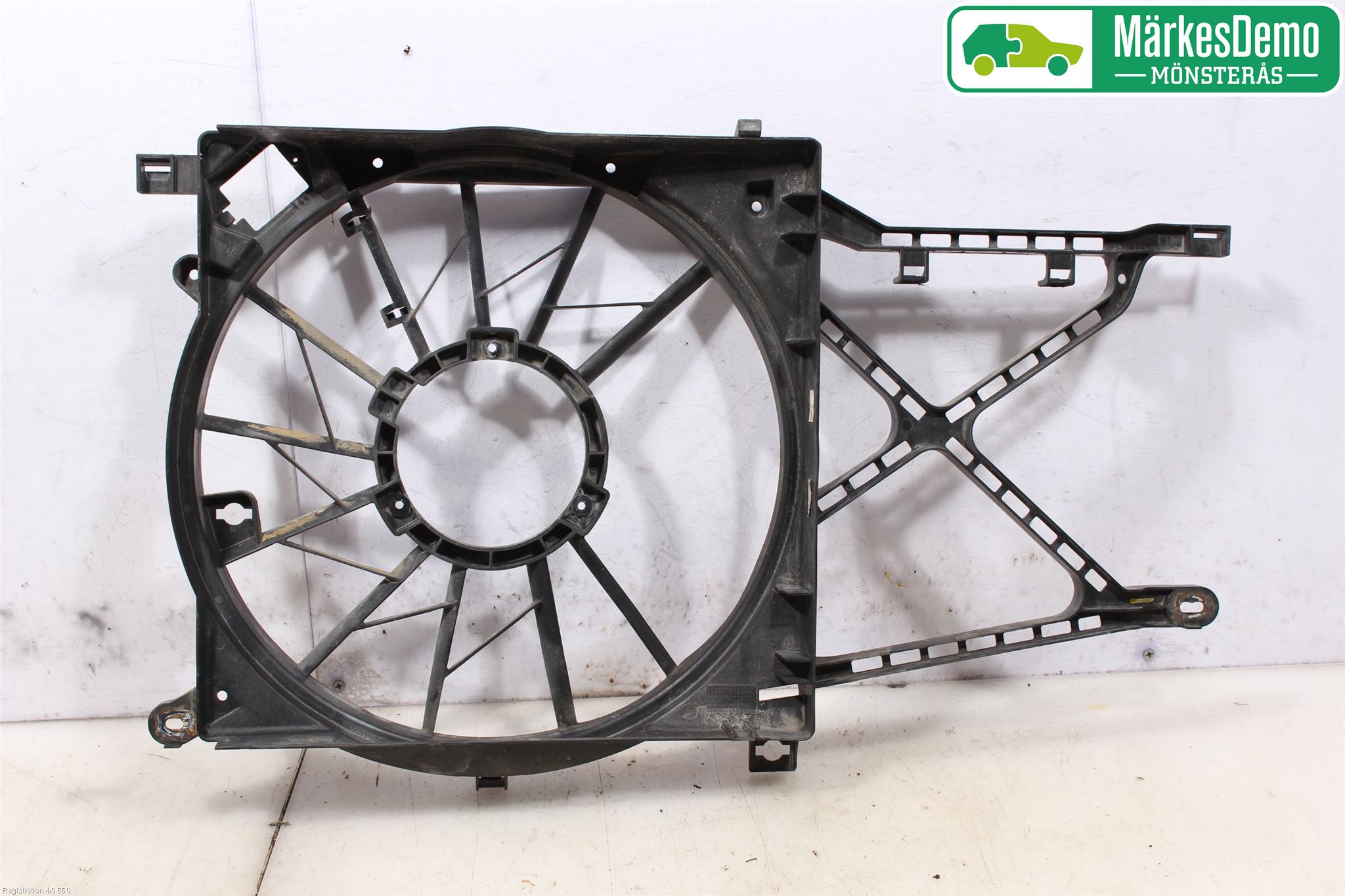 Opel ASTRA H 04-12 Kylfläktkåpa