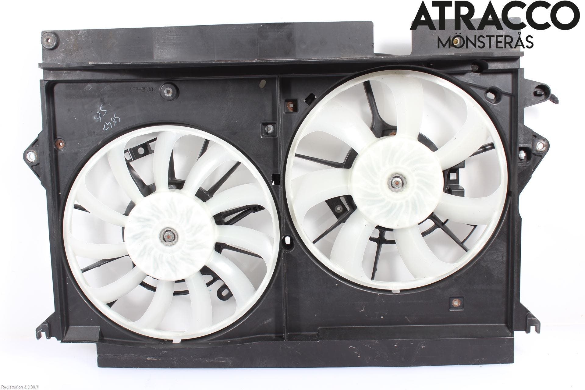 Toyota VERSO 09-18 Kylfläkt El