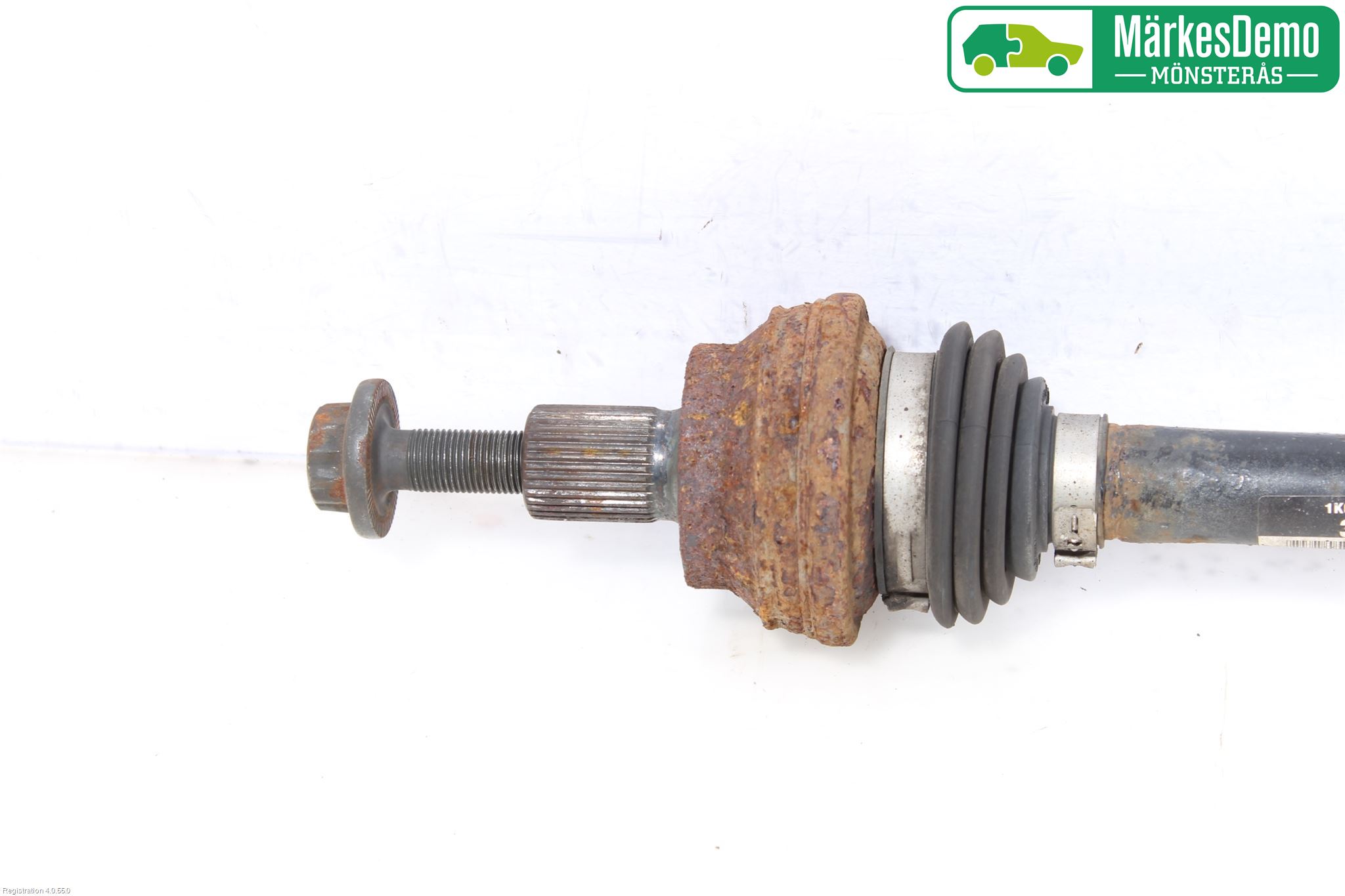 Skoda SUPERB 09-15 Drivaxel Bak Vänster