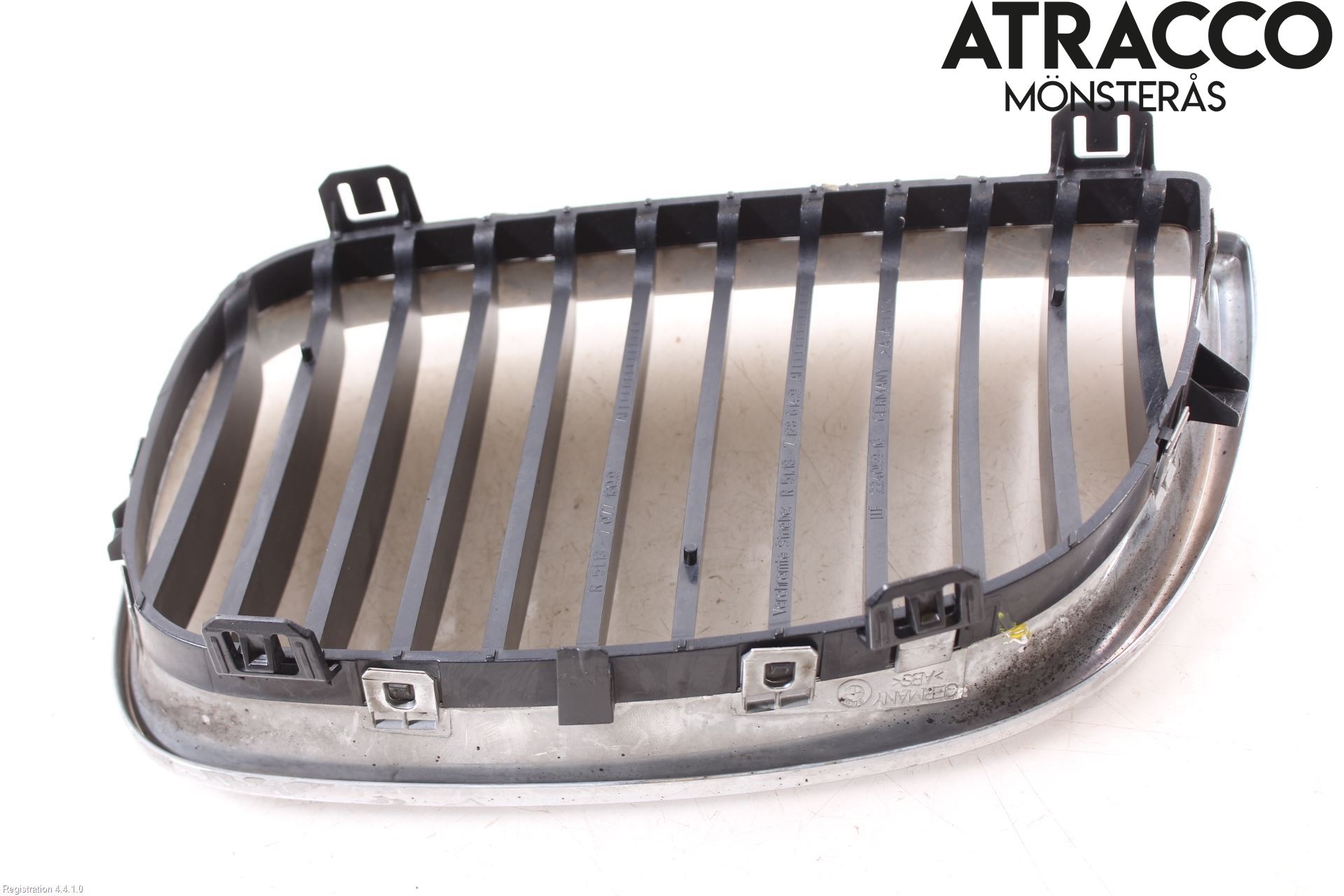 BMW 1 E87/81 5D/3D 03-11 Grilldel Höger