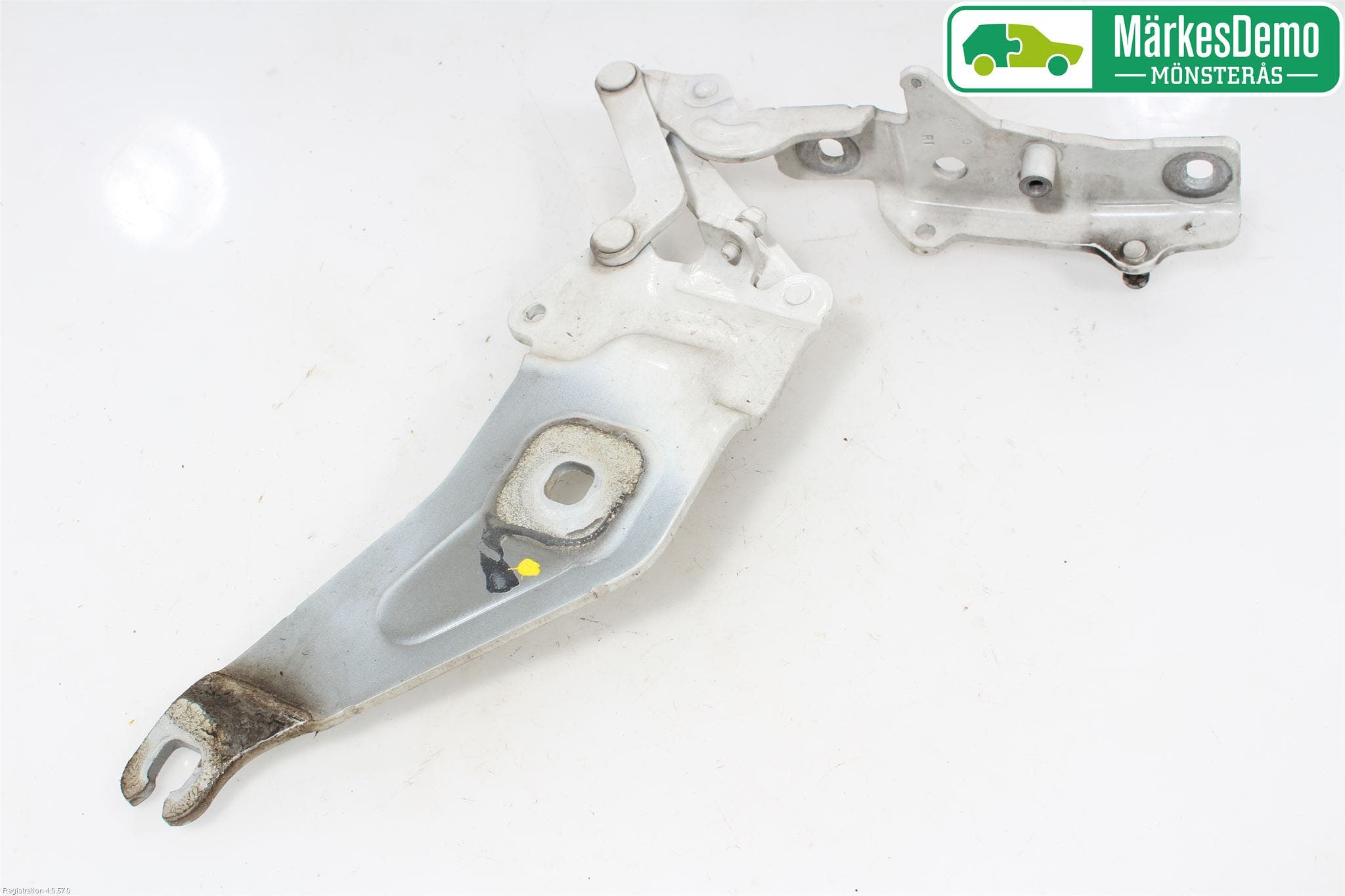 BMW X5 E70 07-13 Huvgångjärn