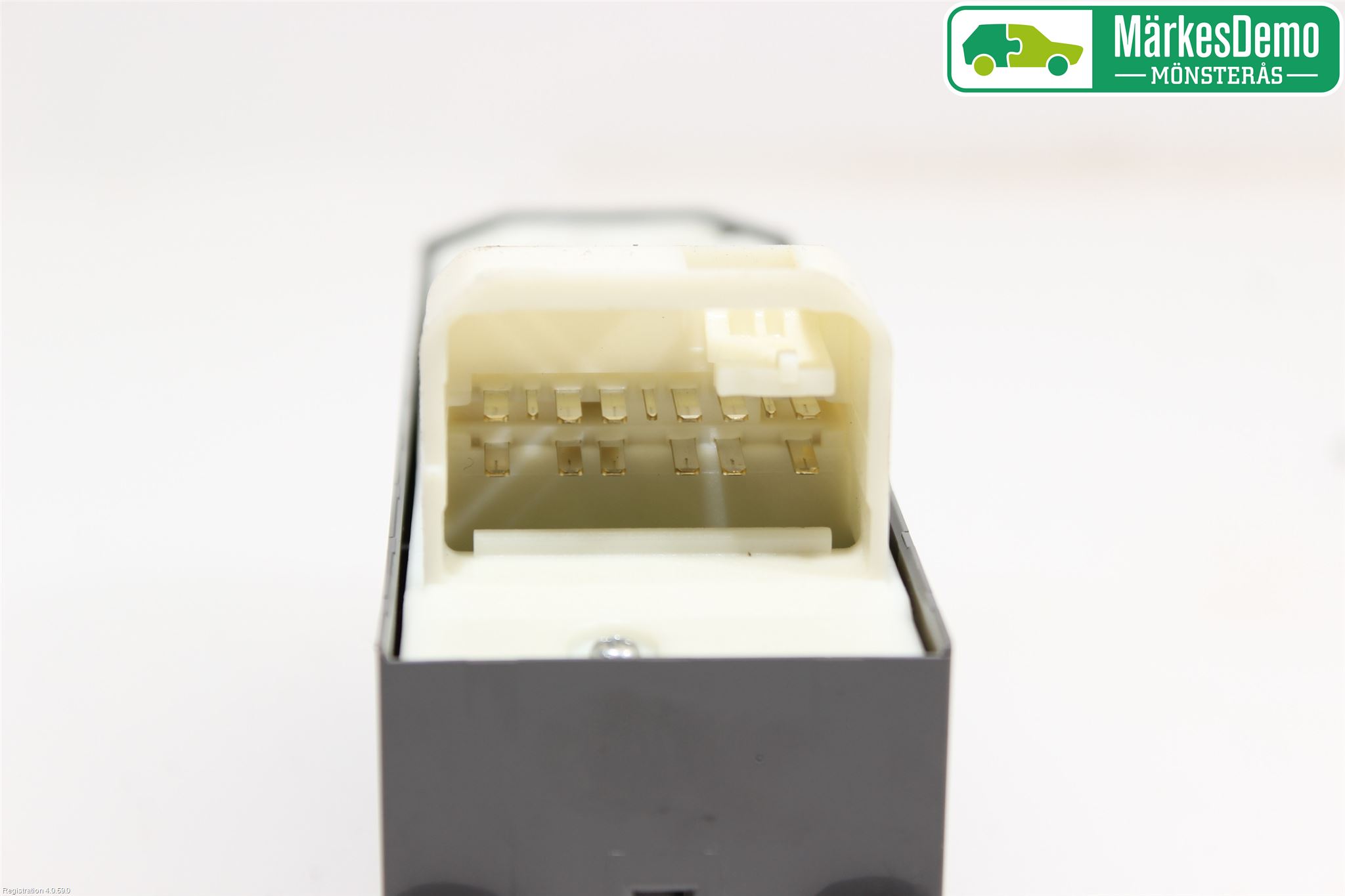 Toyota AURIS 13-19 Strömställare Elhiss