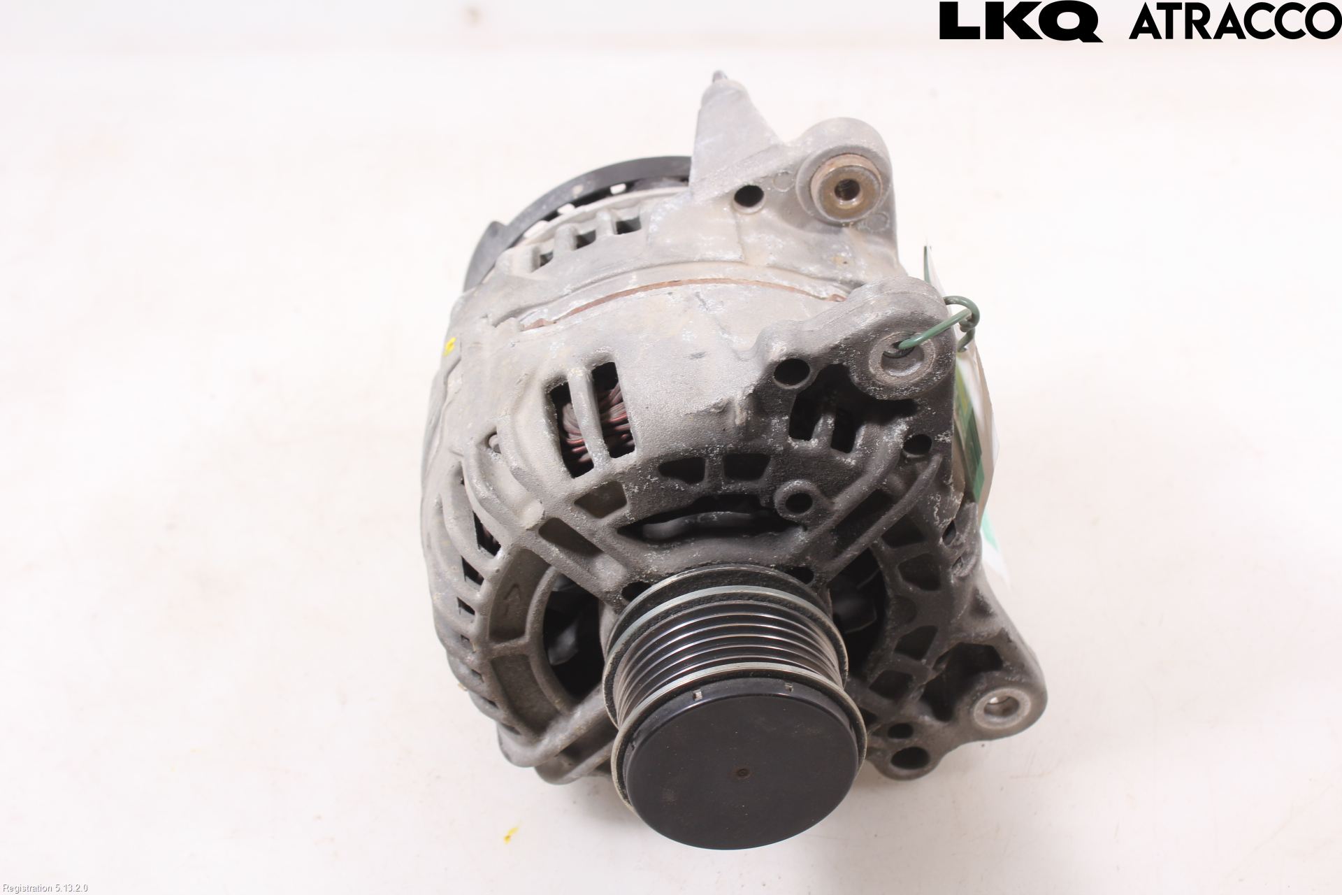 Volkswagen VW CADDY      04-10 Generator