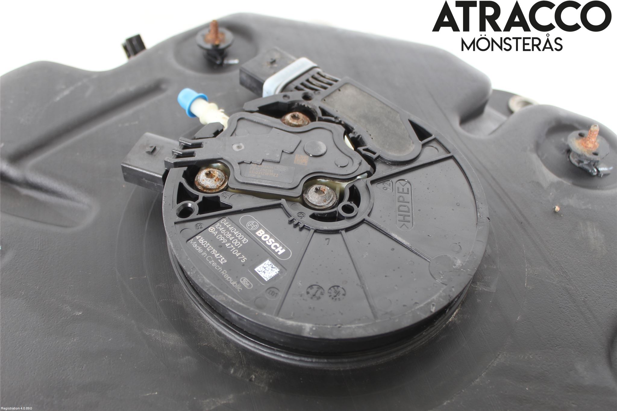 Mercedes-Benz MB E-KLASS (W212) 09-16 Adblue Tank
