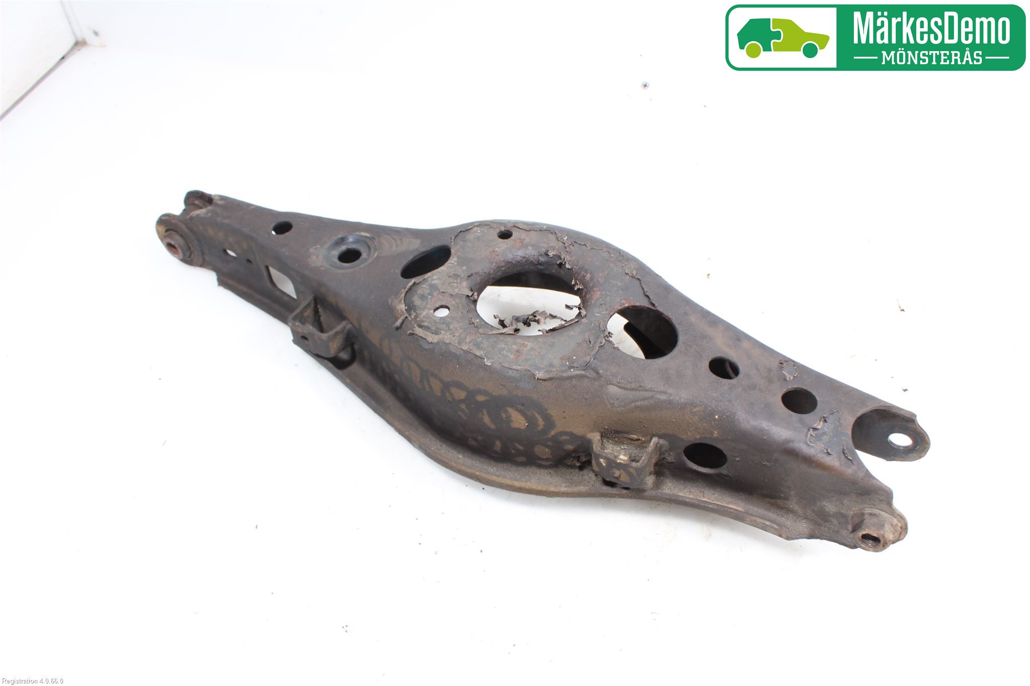 Toyota RAV 4 06-12 Bärarm Bak Vänster