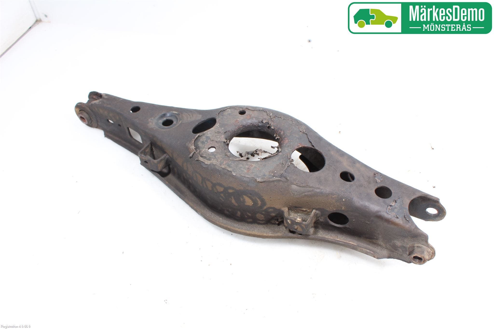 Toyota RAV 4 06-12 Bärarm Bak Vänster