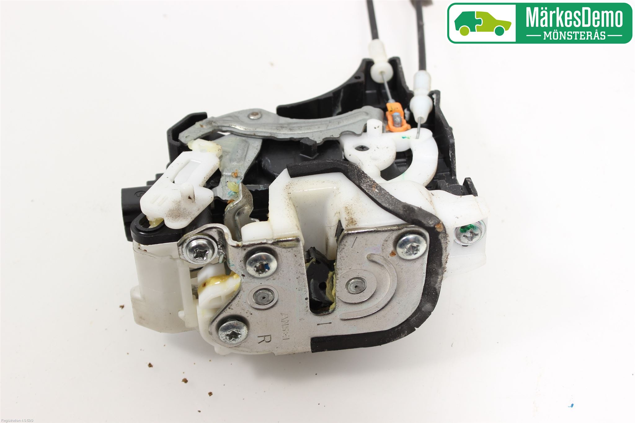 Mitsubishi L200 06-15 Låskista-Dörrlås