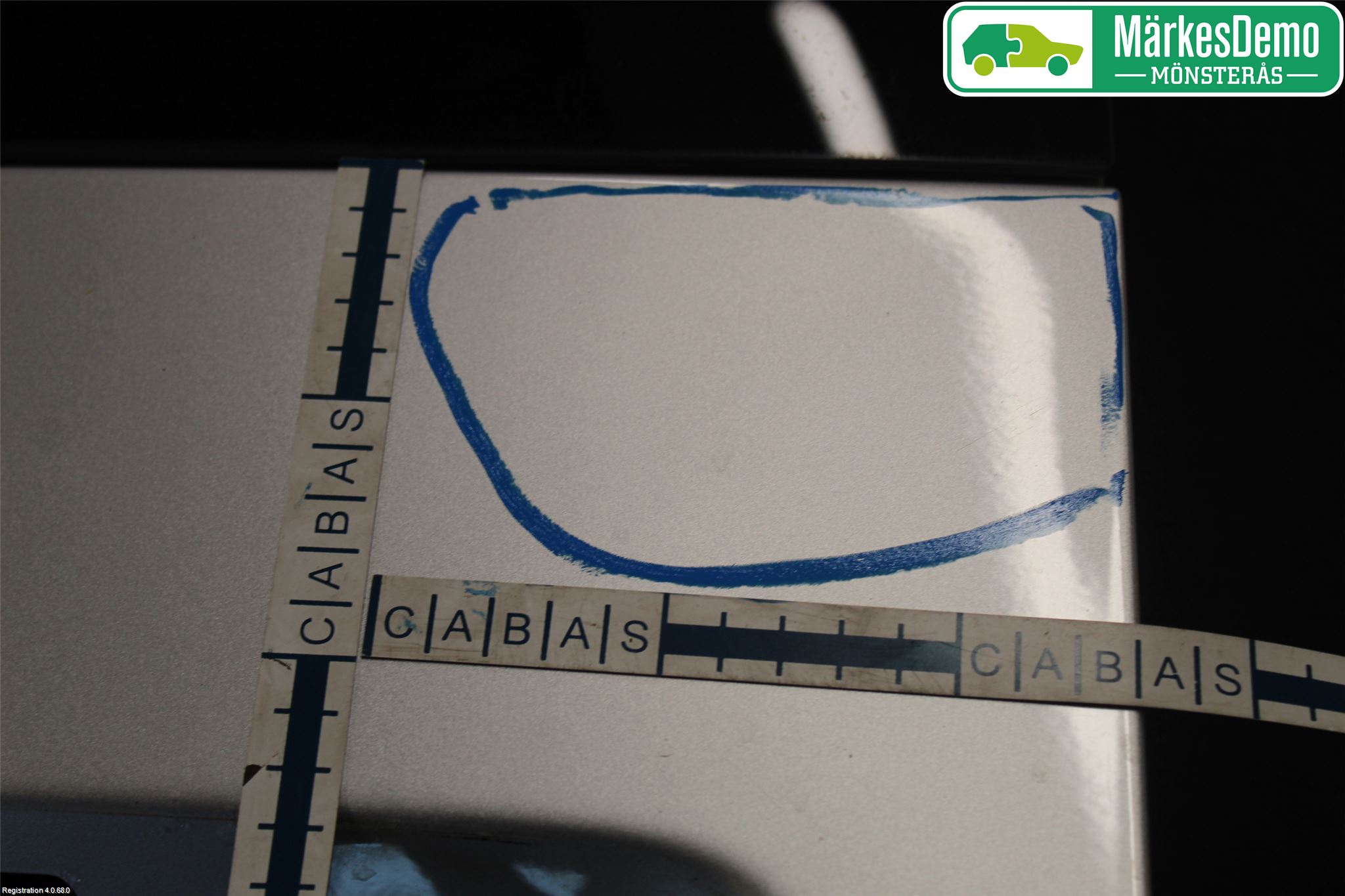 Volkswagen VW CADDY      04-10 Dörr Bak Van-Skåp Vänster