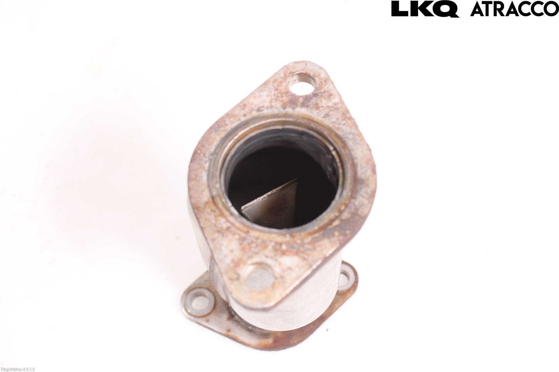 Subaru OUTBACK 15-20 Avgas Främre Rör