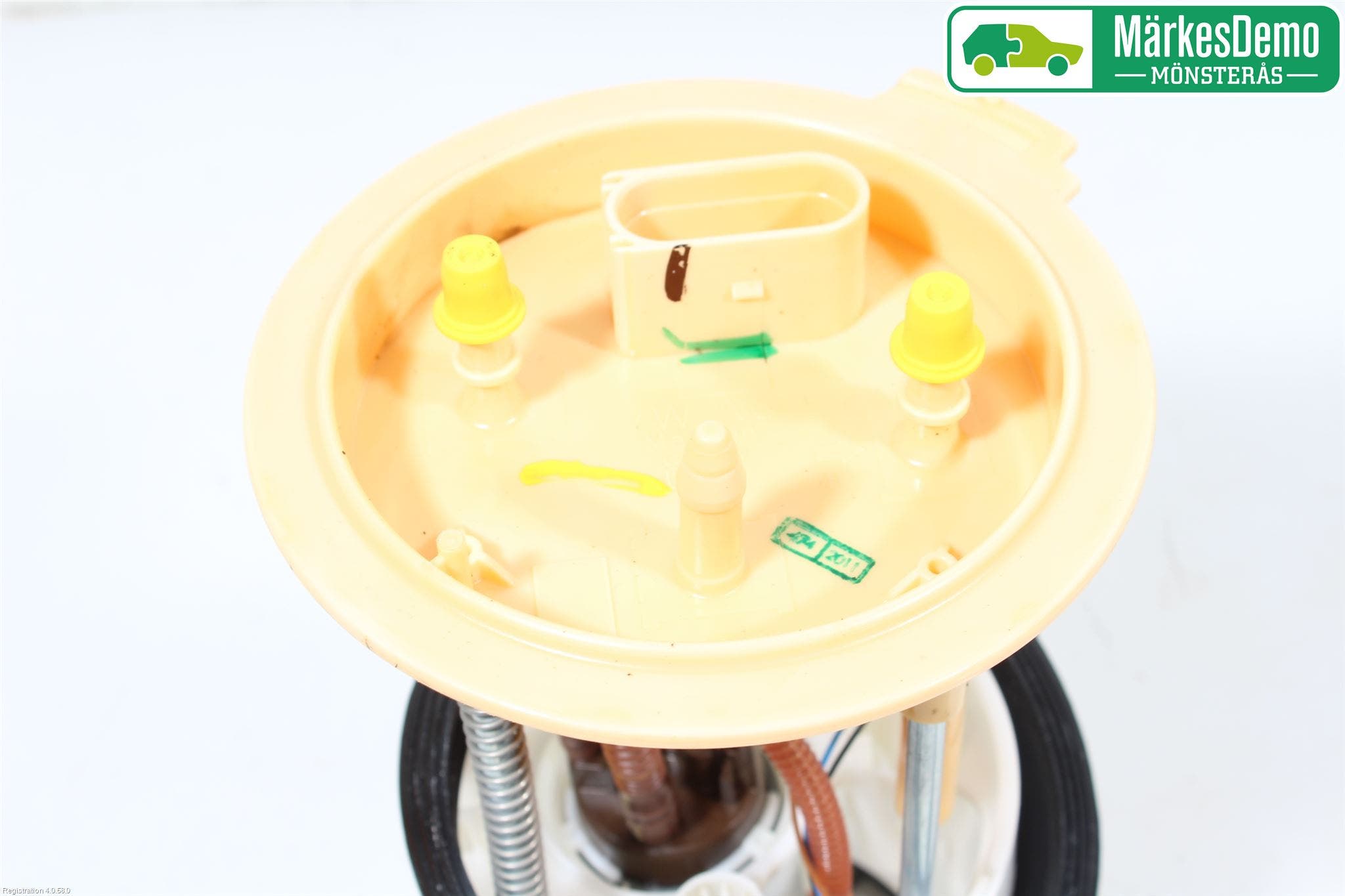 Volkswagen VW PASSAT 11-14 Bränslepump El