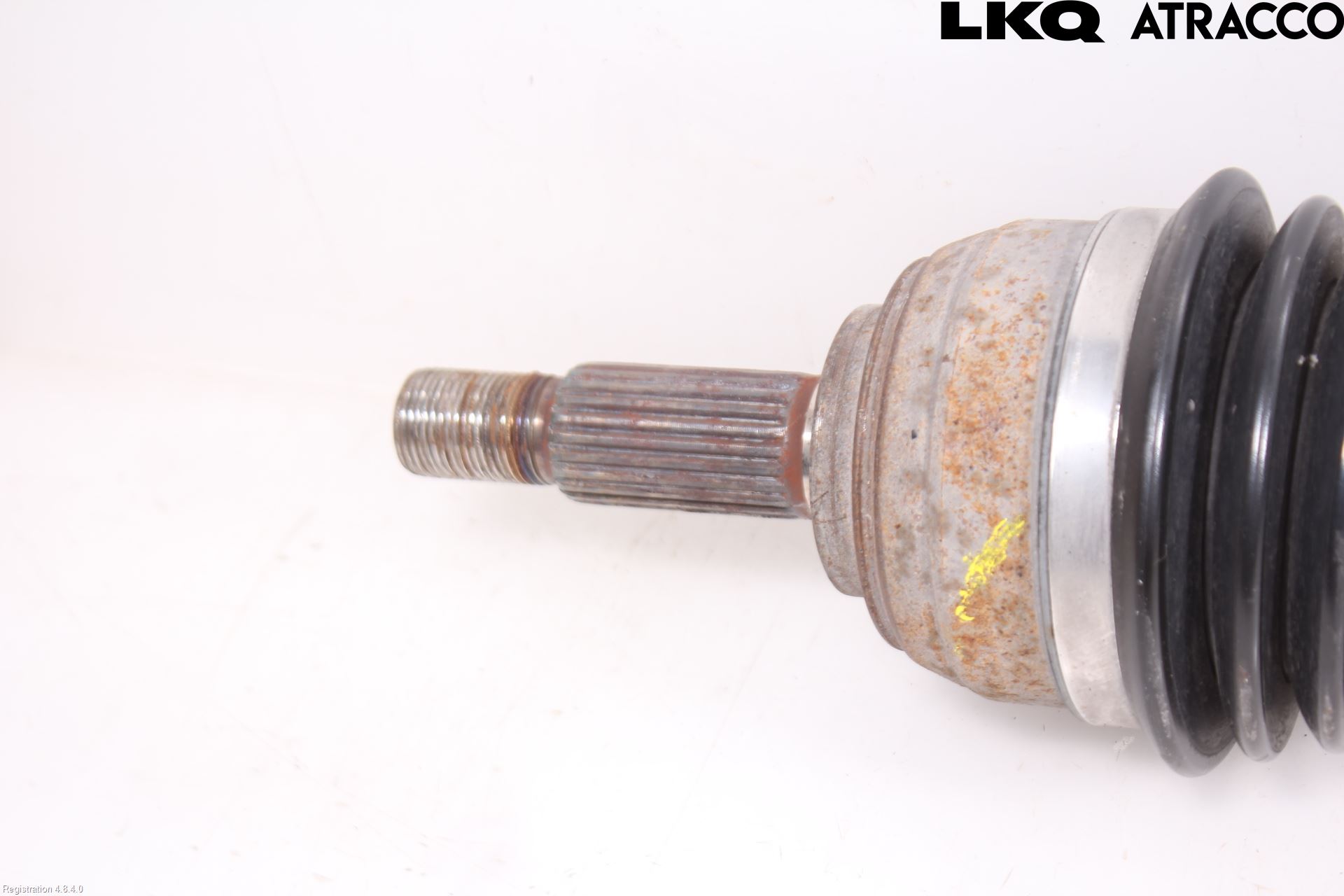 Nissan NOTE E11 06-14 Drivaxel Fram Höger