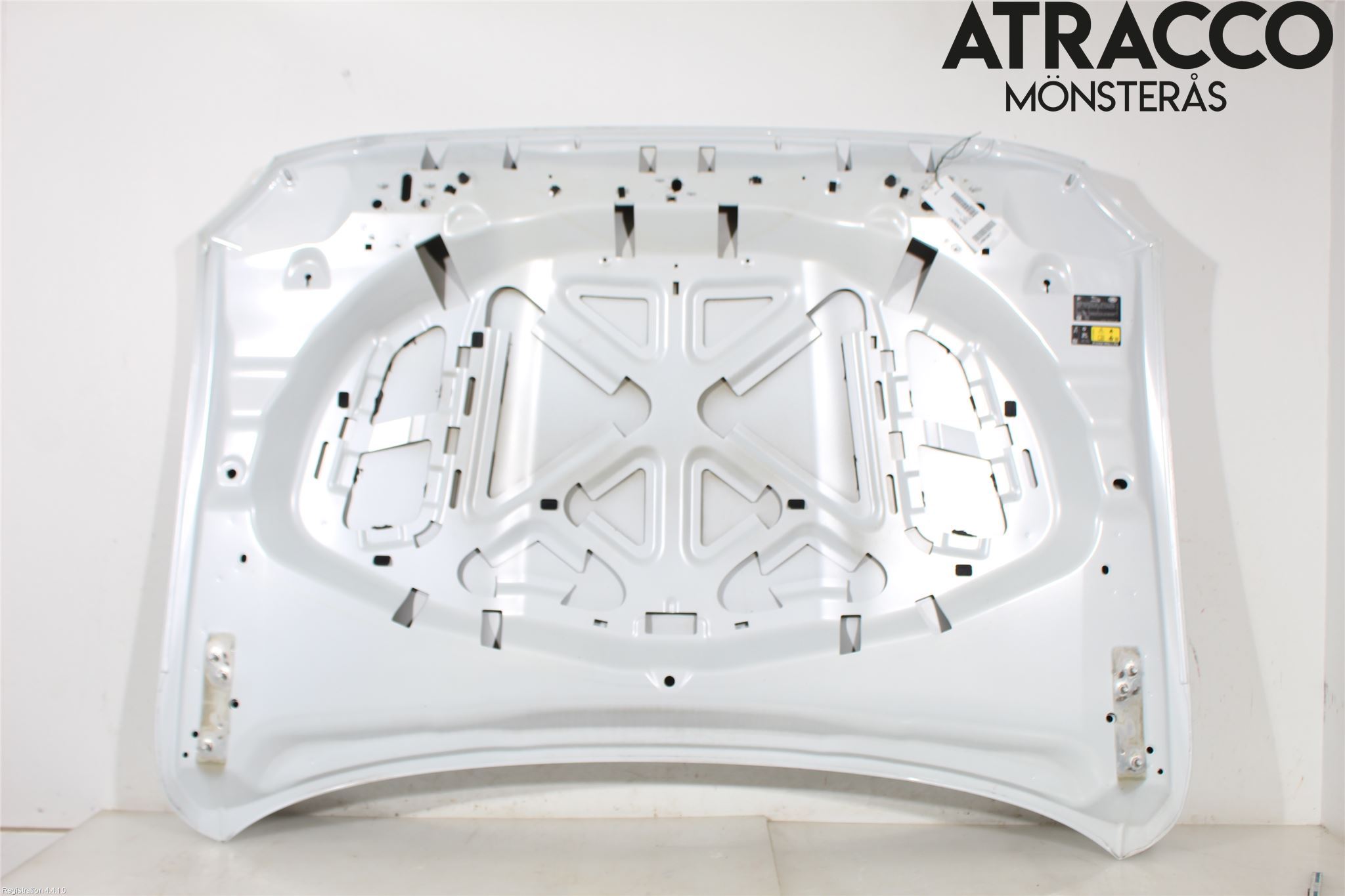 Jaguar F-PACE Huv Fram