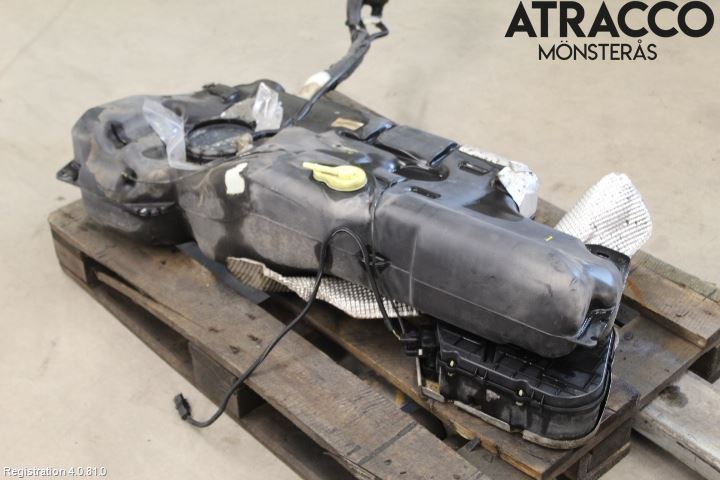 Citroen C4 I   05-10 Bränsletank Diesel