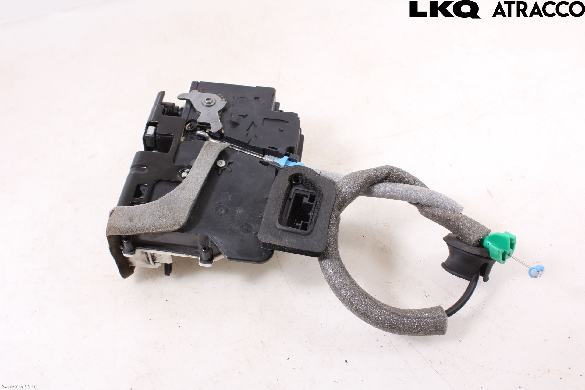 Audi A6 F2/C8 19- Låskista-Dörrlås