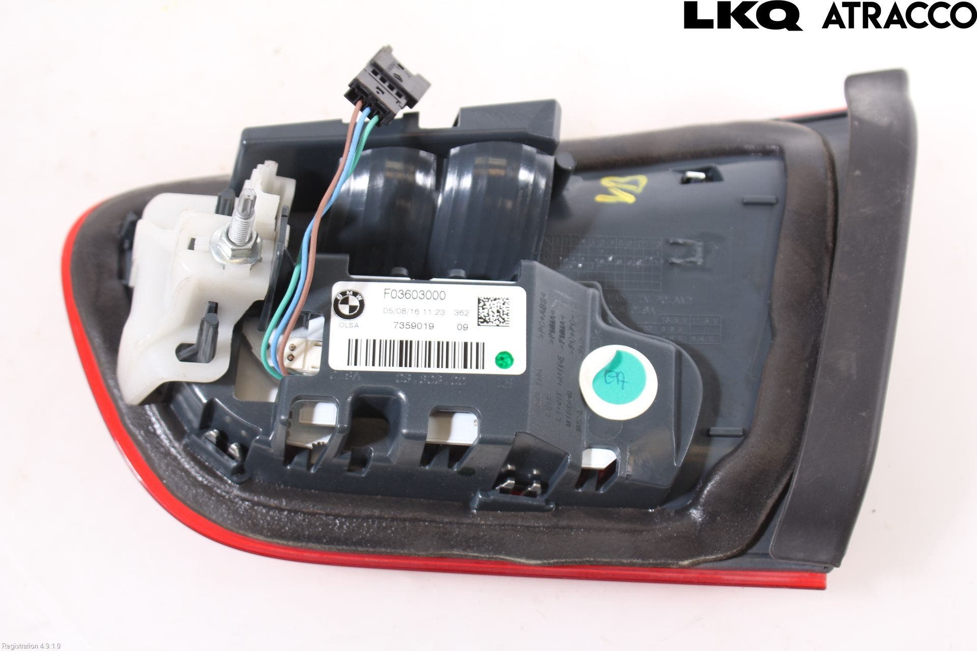 BMW 1 F20/F21 11-19 Bakljus Lucka Vä