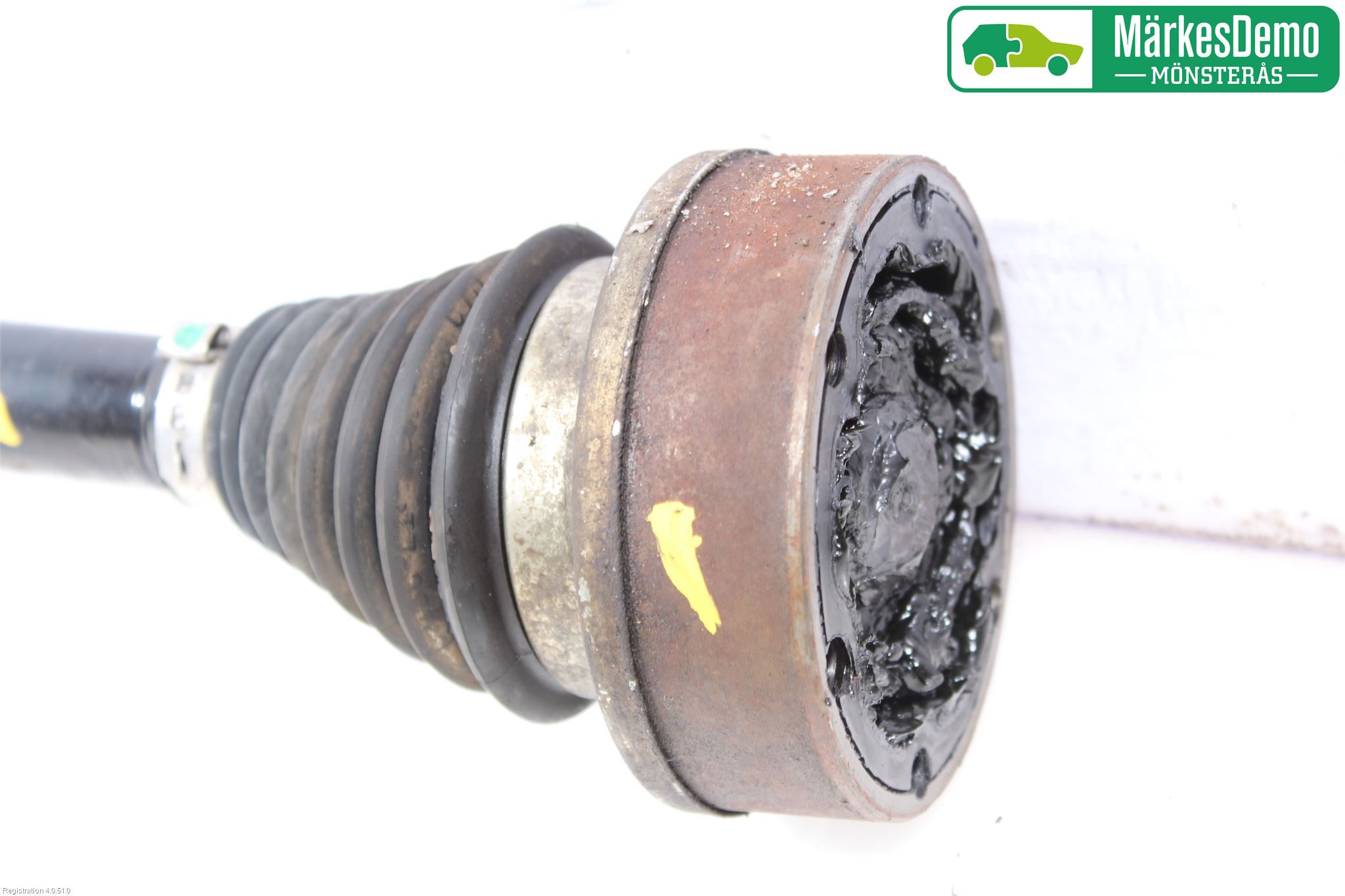 Skoda ROOMSTER Drivaxel Fram Vänster