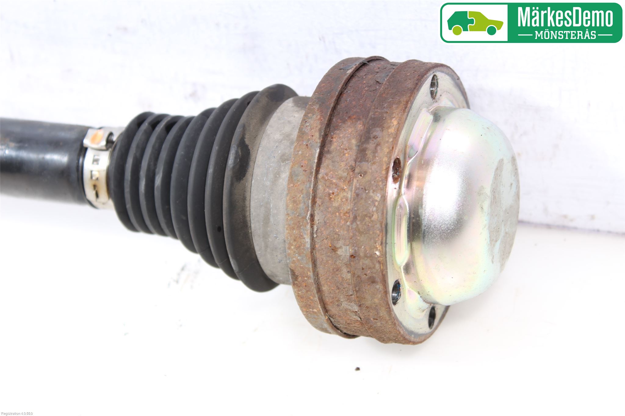Audi A4/S4 08-11 Drivaxel Bak Vänster