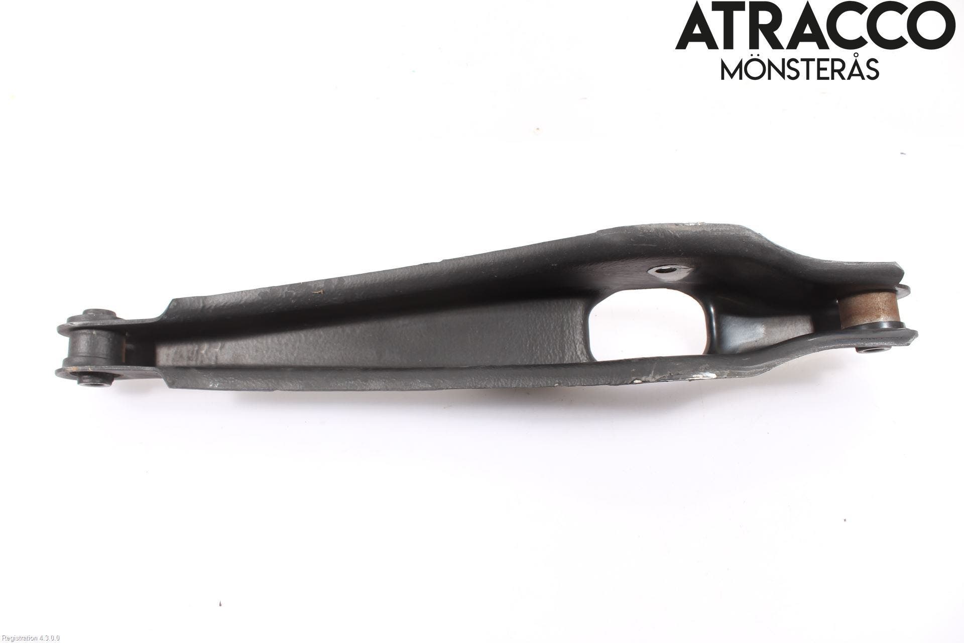 Mitsubishi ECLIPS CROSS Bärarm Bak Höger