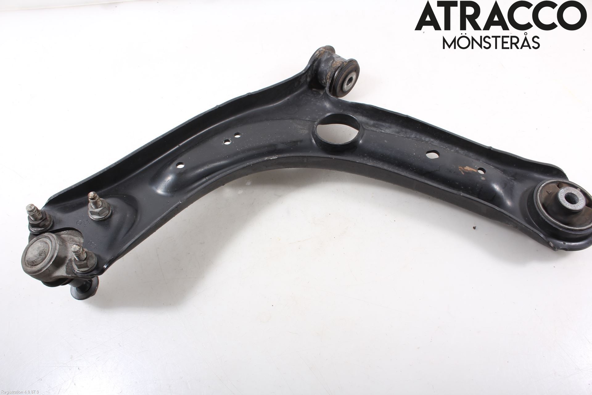 Volkswagen VW PASSAT 15-19 Bärarm Fram Undre Hö