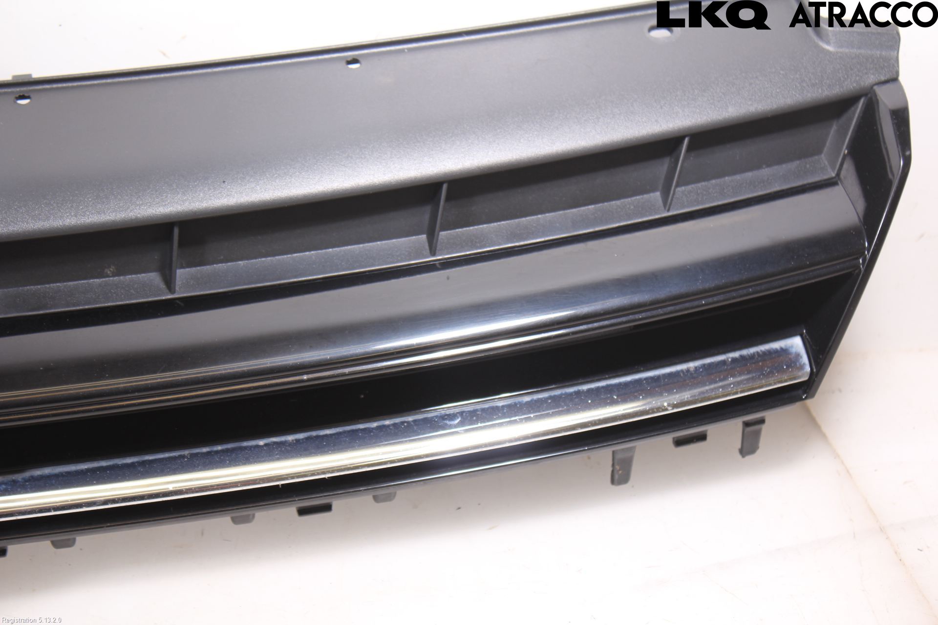 Volkswagen VW GOLF / E-GOLF VII 13-20 Grill Komp
