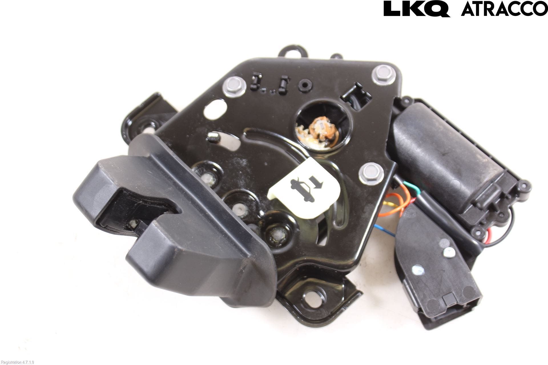 Tesla MODEL 3 17- Låskista Baklucka