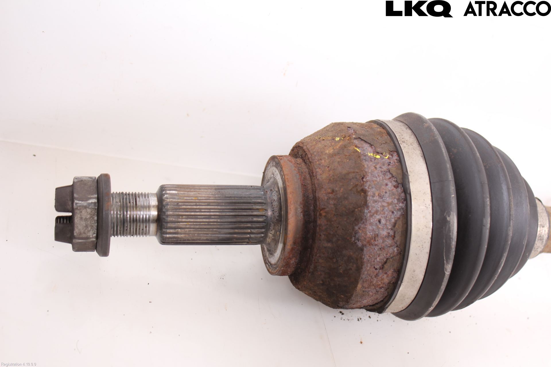 Nissan NV300 16-22 Drivaxel Fram Vänster
