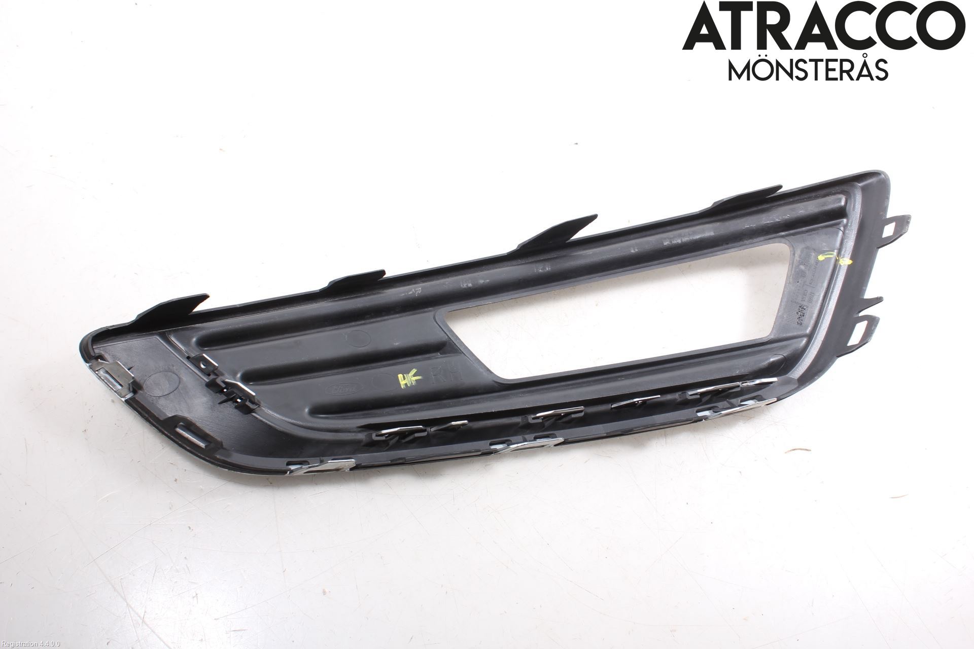 Ford FOCUS 15-18 Dimljussarg Fram