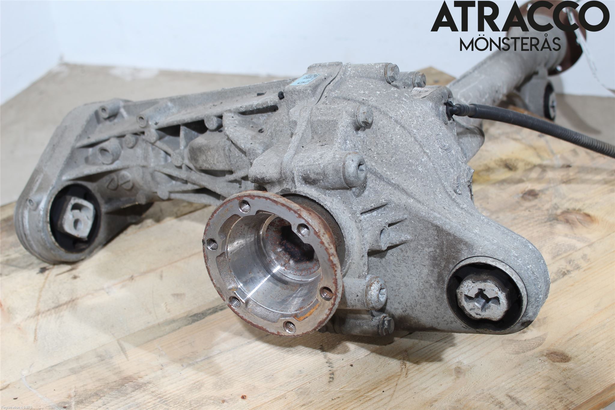 Volkswagen VW AMAROK 2H 10-22 Framvagn Diffrential