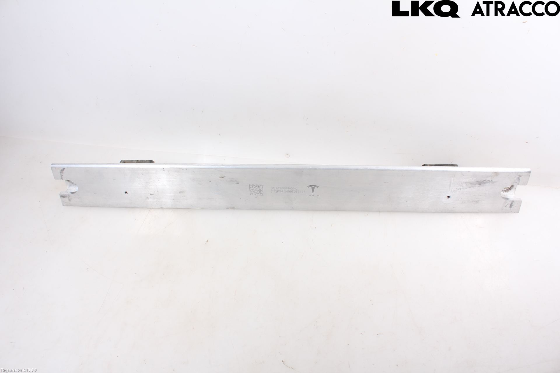 Tesla MODEL Y 21- Kylarfäste-Ram-Balk