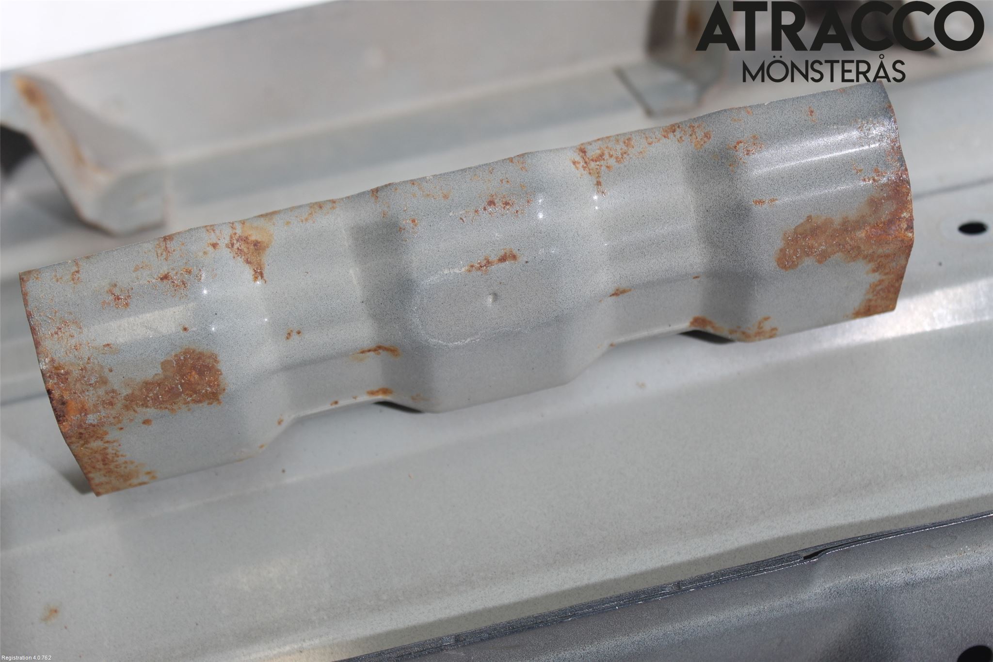 Mitsubishi OUTLANDER 07-12 Baklucka Nedre