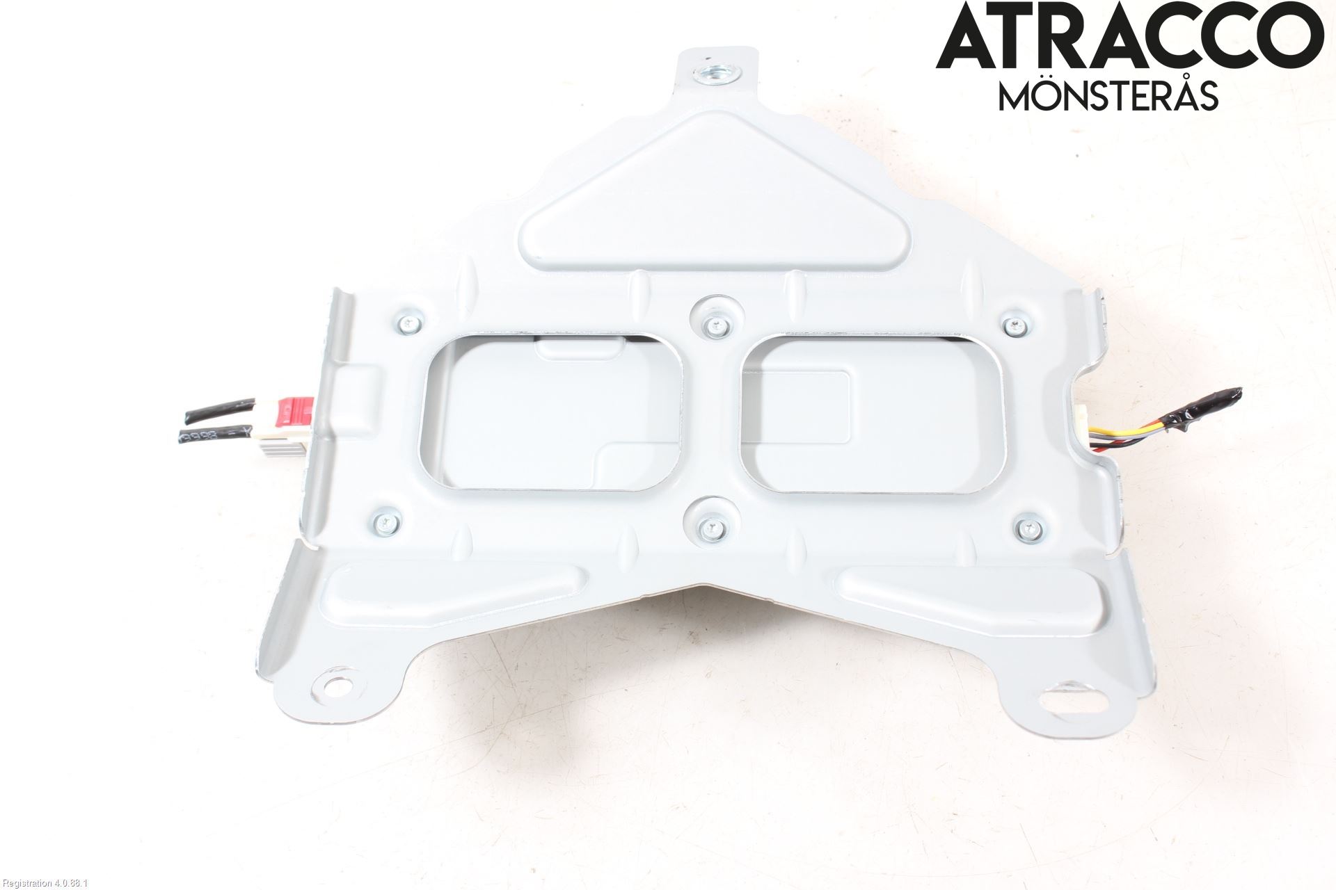 Tesla MODEL Y 21- Radio-Stereo Förstärkare