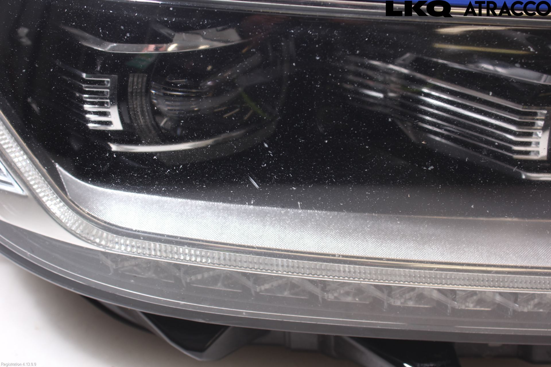 Volkswagen VW PASSAT 15-19 Strålkastare Höger