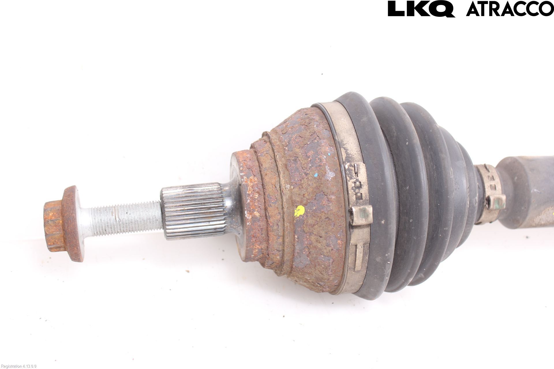 Skoda SUPERB 16-24 Drivaxel Fram Höger