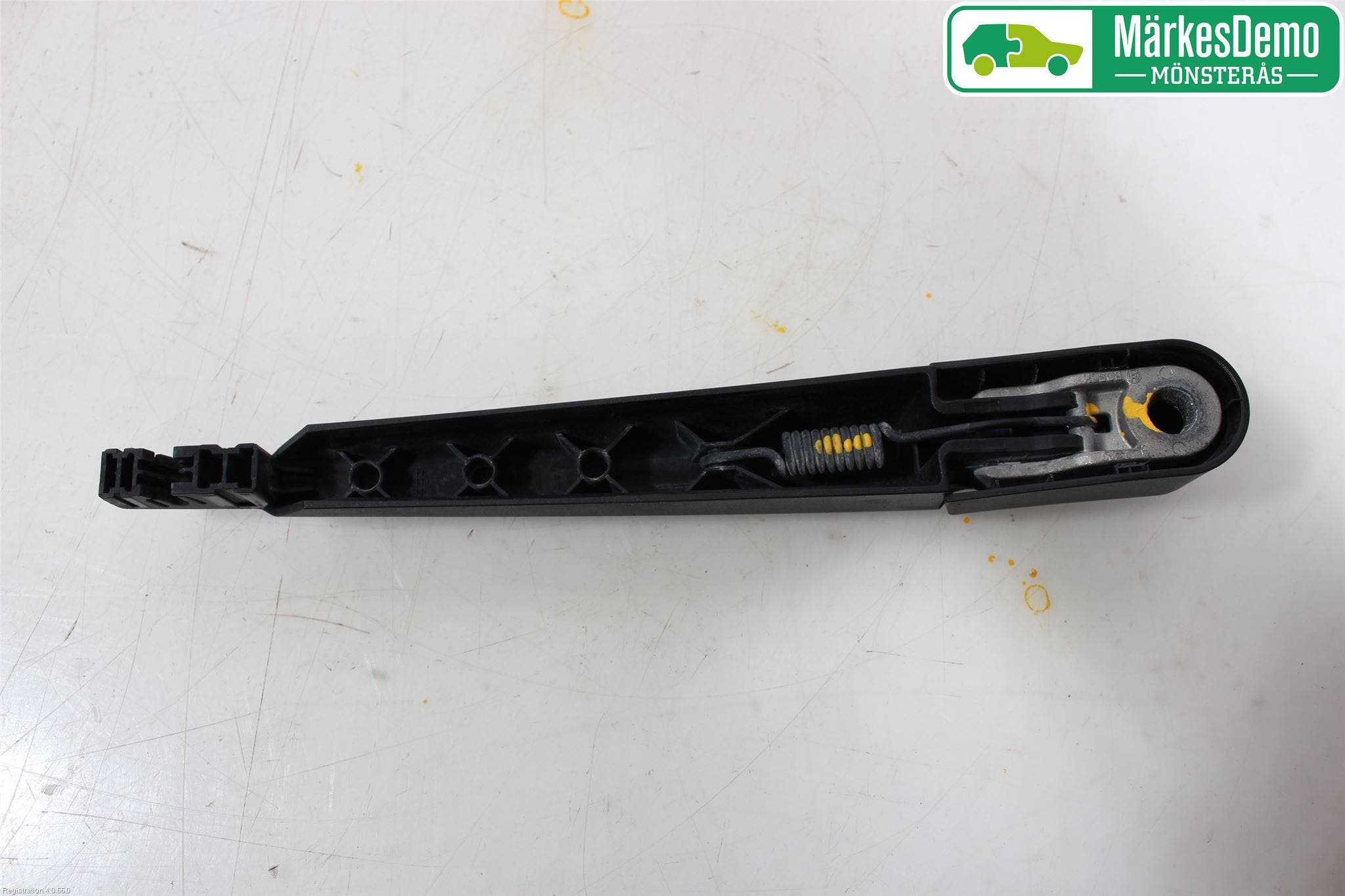 Peugeot 308 14-21 Torkararm-Bakruta