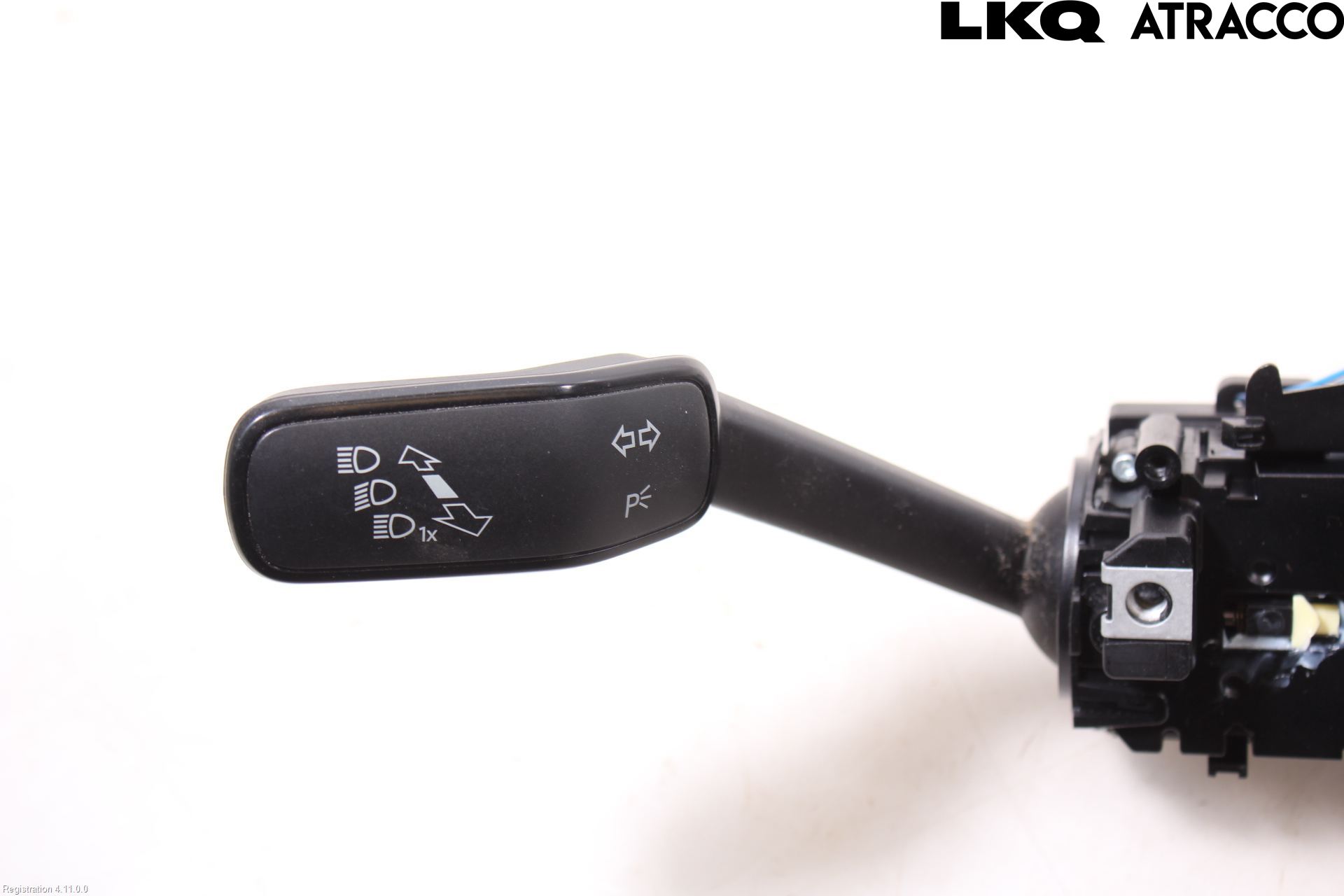 Volkswagen VW GOLF / E-GOLF VIII 20- Spakcentral