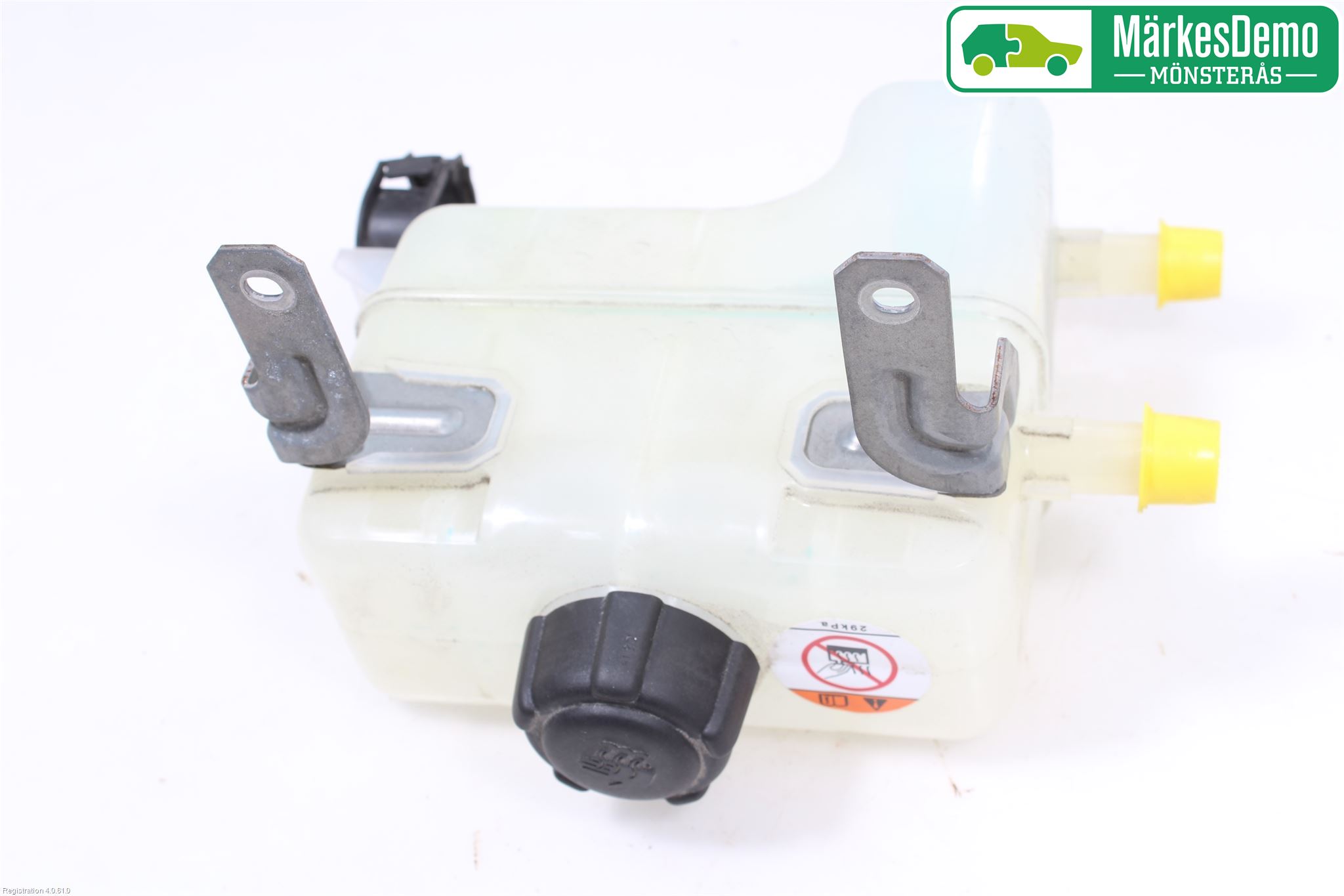 Mitsubishi OUTLANDER 13-21 Expansionstank