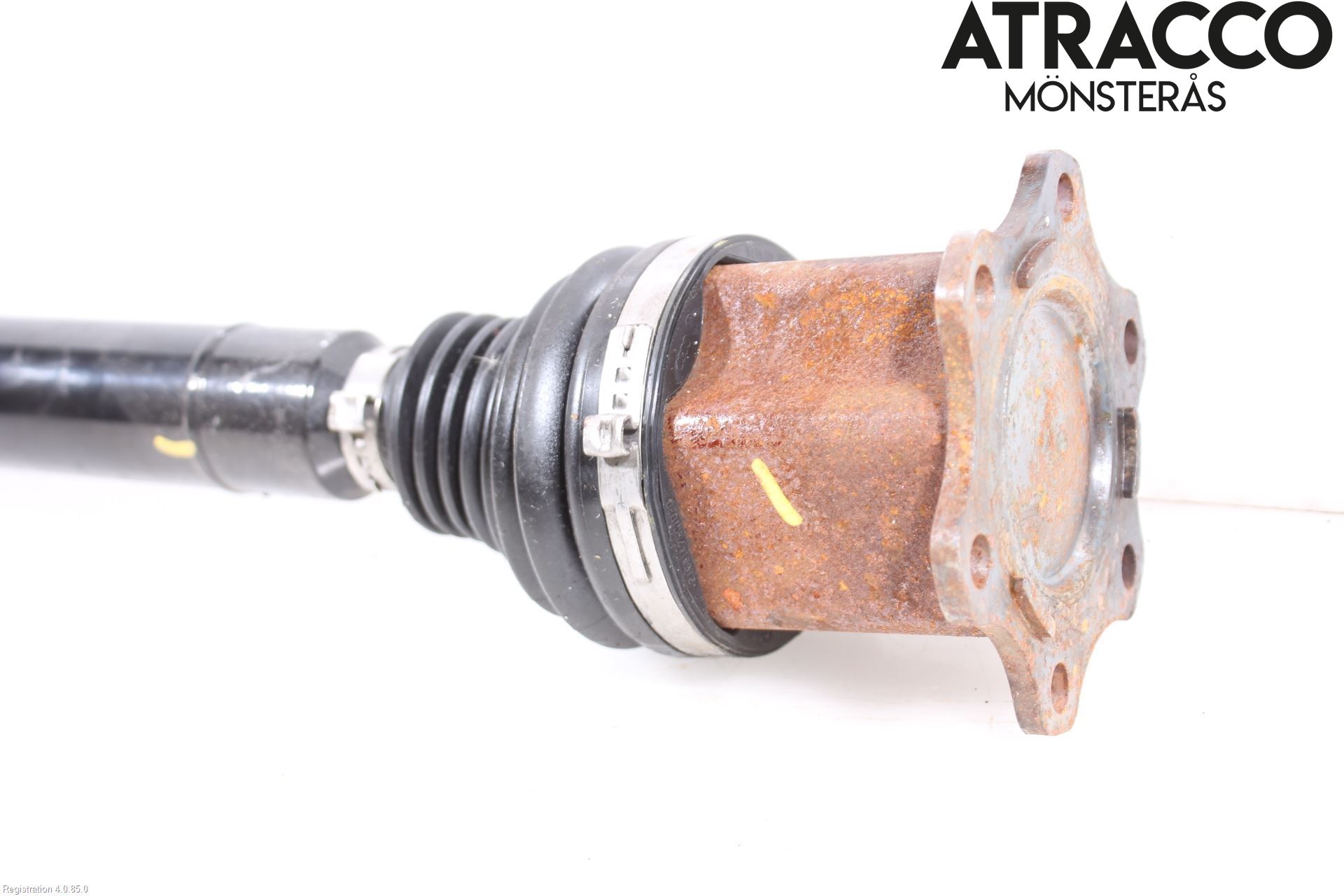 Skoda SUPERB 16-24 Drivaxel Fram Höger