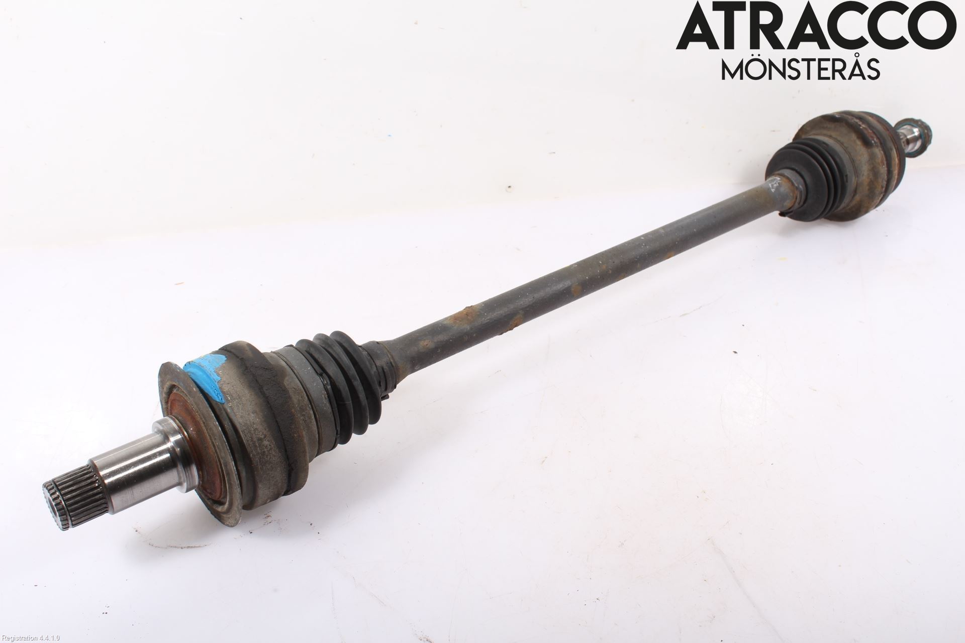 Mercedes-Benz MB GLK-KLASS (X204) 08-16 Drivaxel Bak Höger